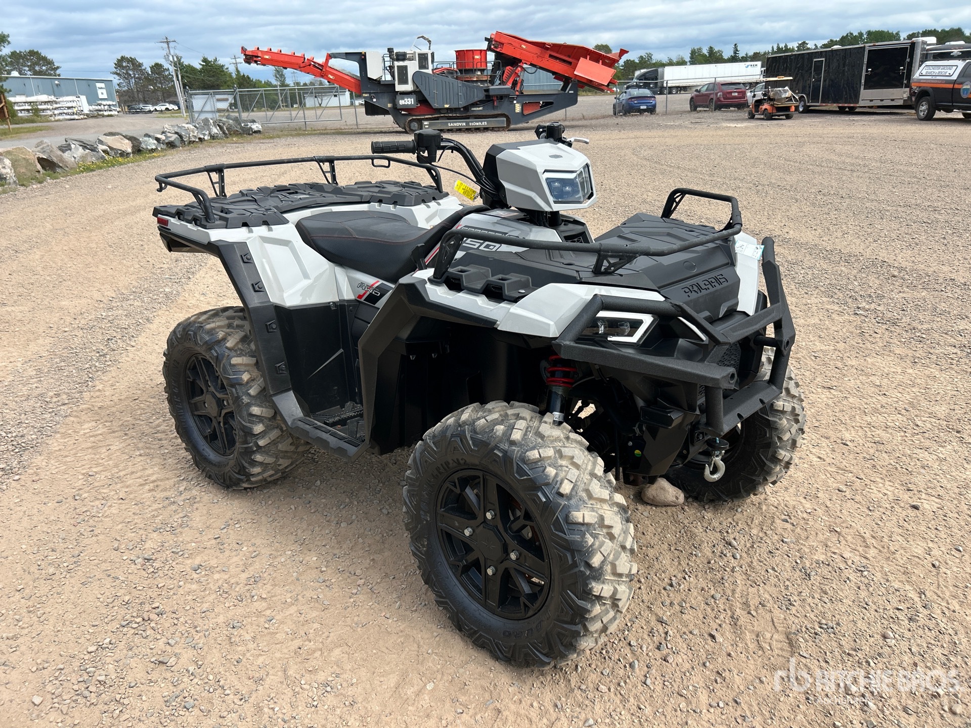 General Appearance with Picture, Right Front Corner