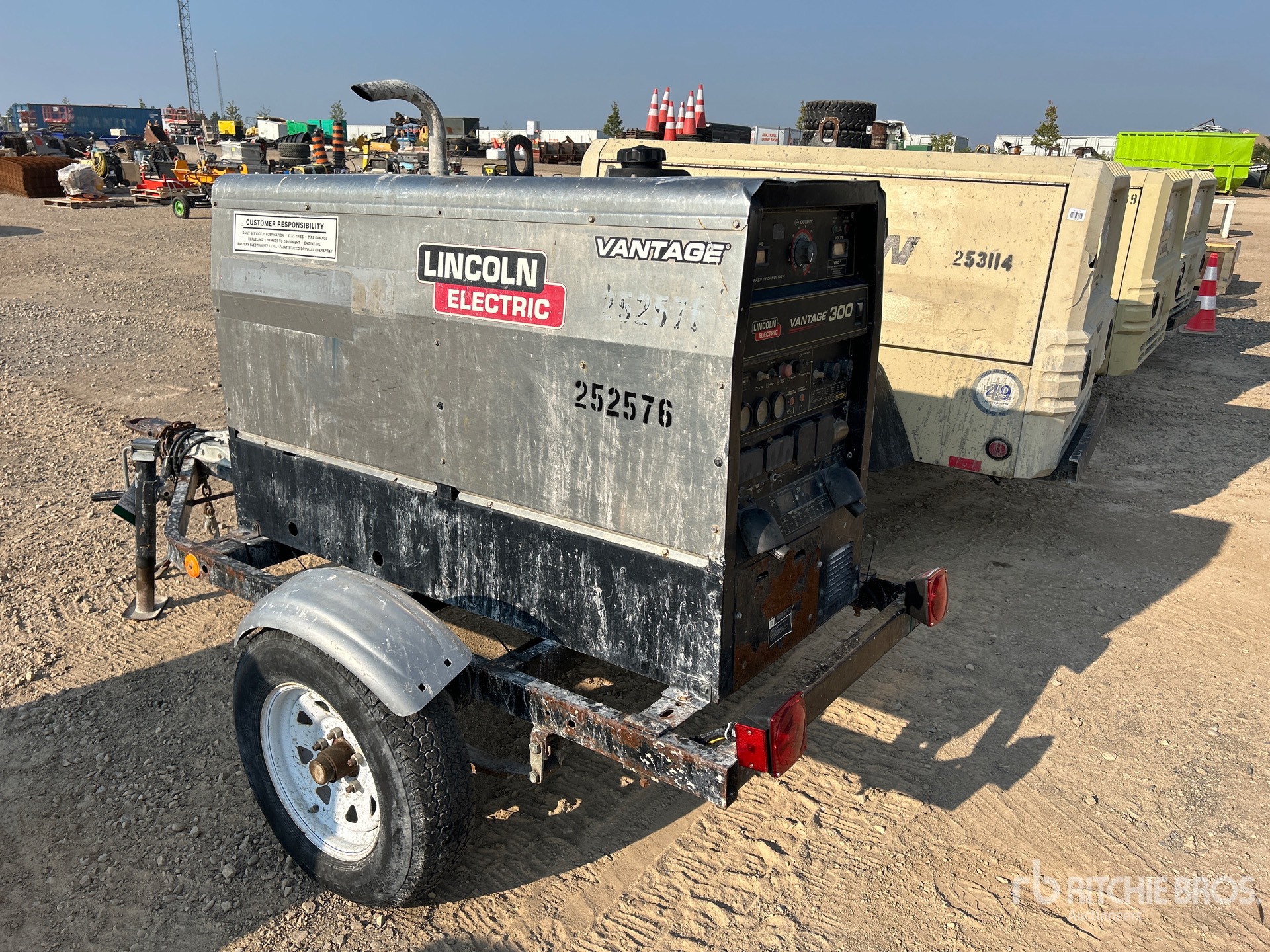 General Appearance with Picture, Left Rear Corner