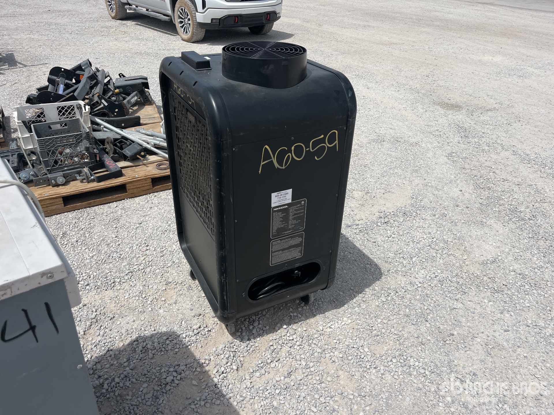 General Appearance with Picture, Right Rear Corner
