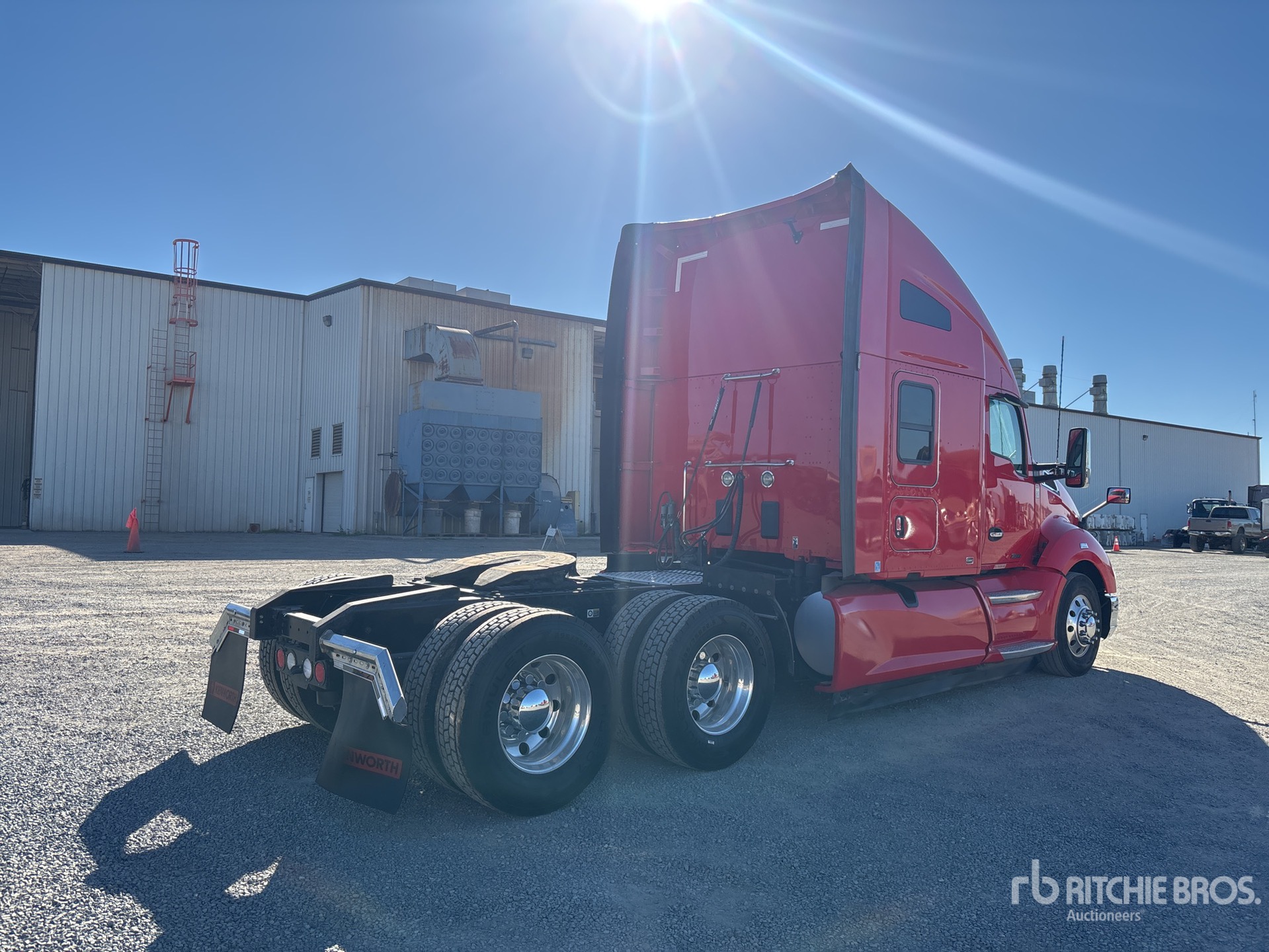 General Appearance with Image, coin arrière droit