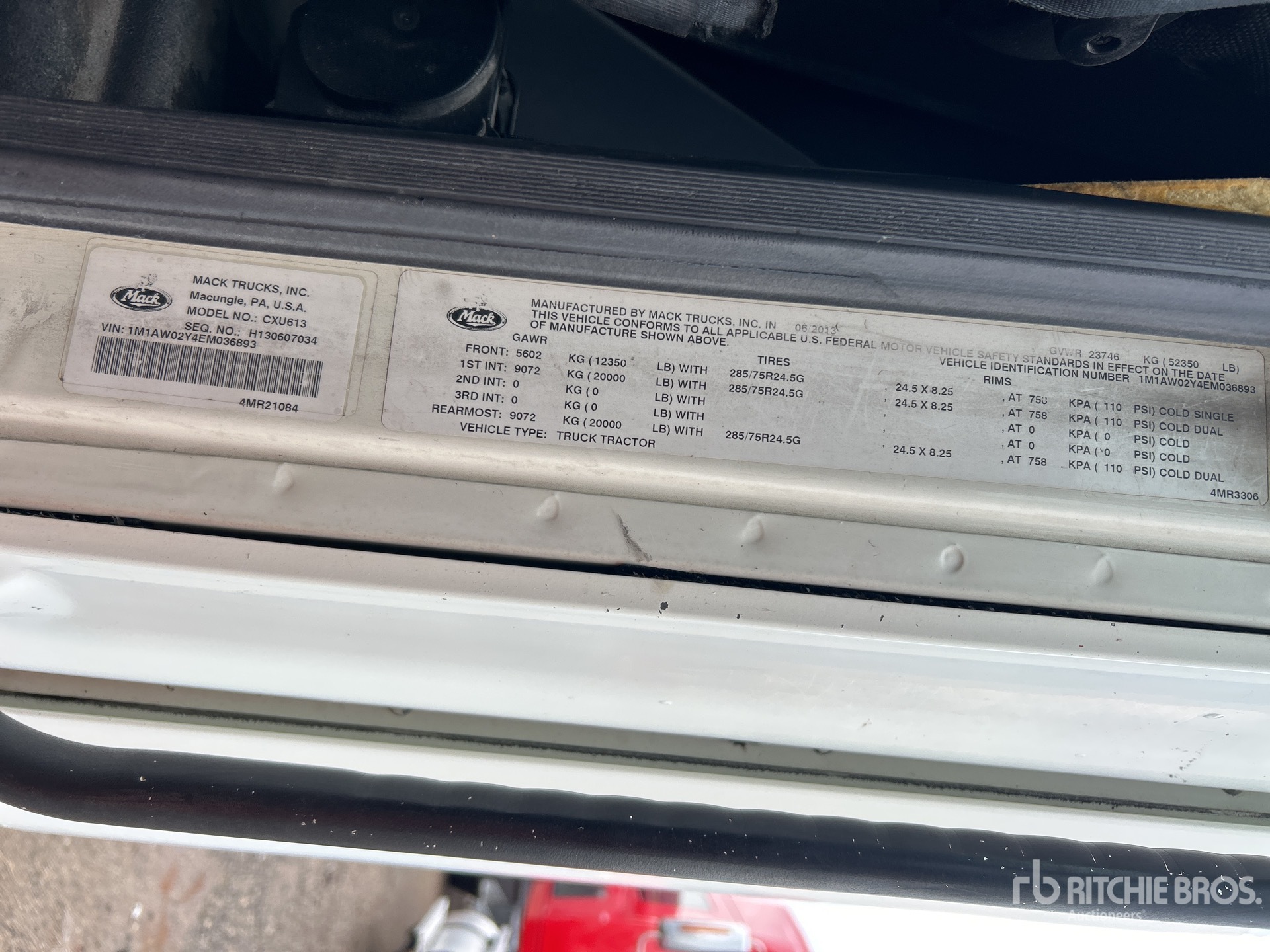 General Appearance with Serial Number / VIN