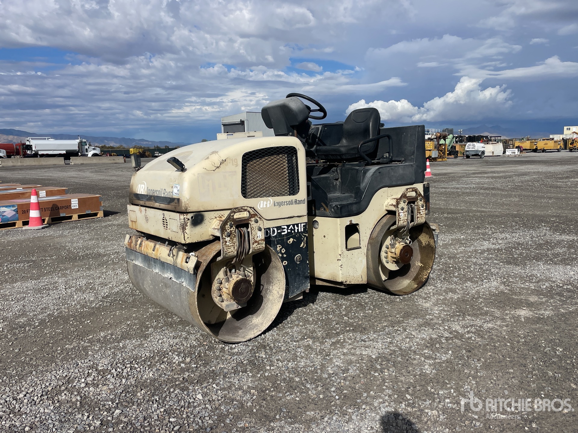 COMPACTADOR 2002 INGERSOLL RAND DD34HF