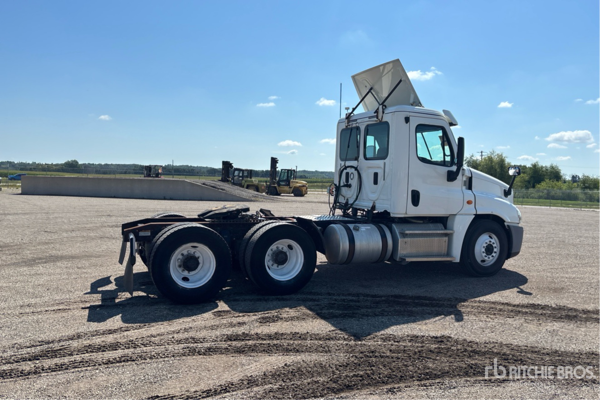 CAMIóN 2017 FREIGHTLINER