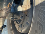 4 Underbody - Truck with 