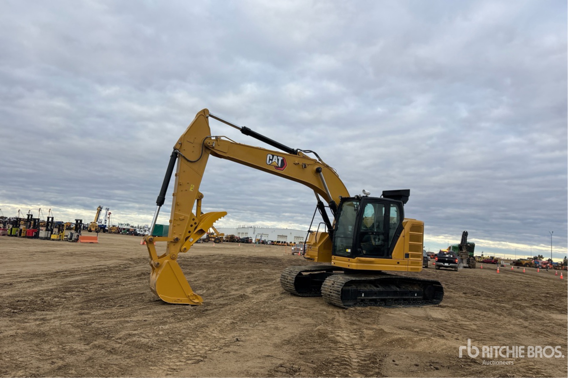 General Appearance with Picture, Left Front Corner