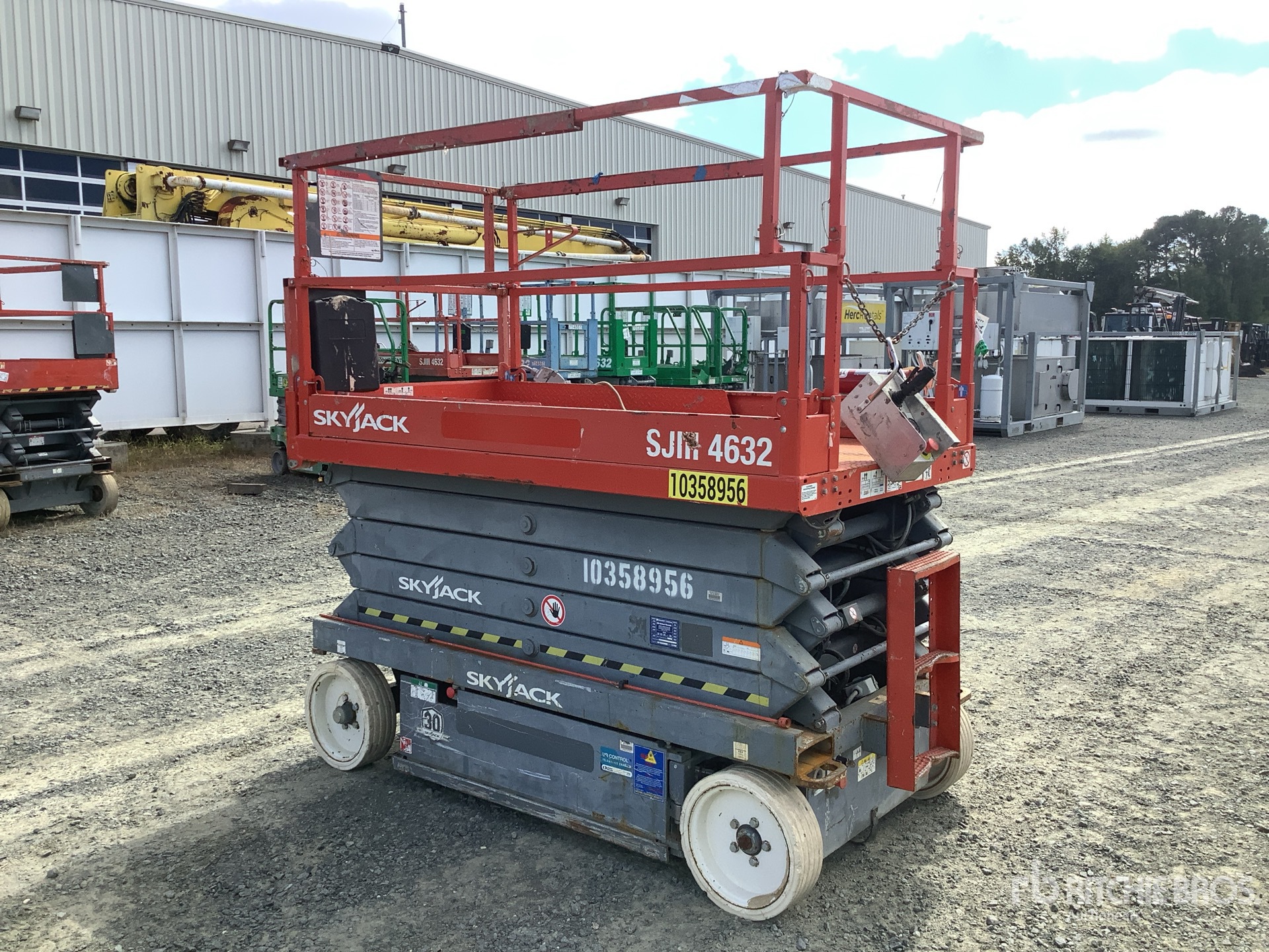 ELEVADOR TIJERA 2015 SKYJACK SJIII4632