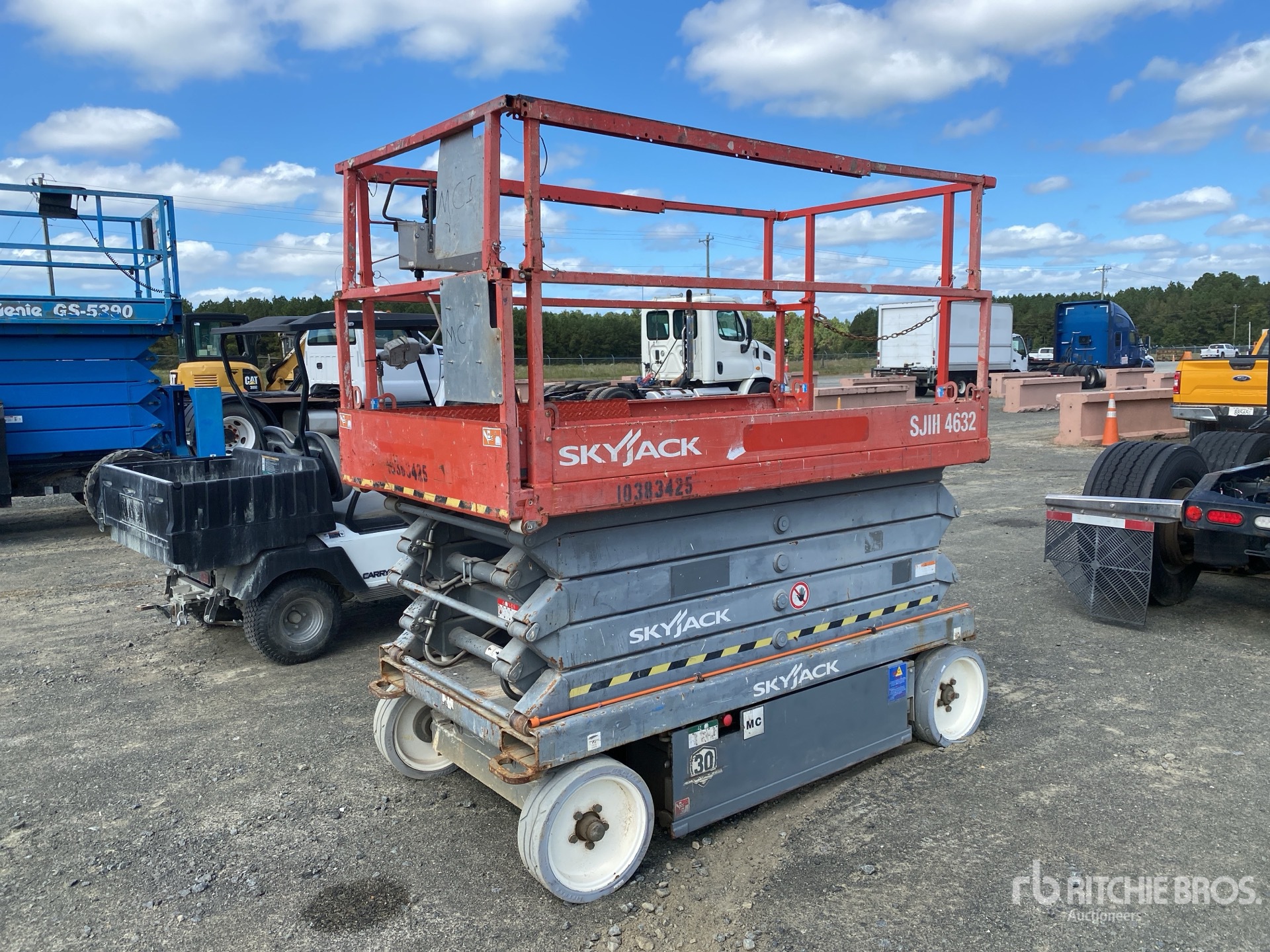 ELEVADOR TIJERA 2015 SKYJACK SJIII4632