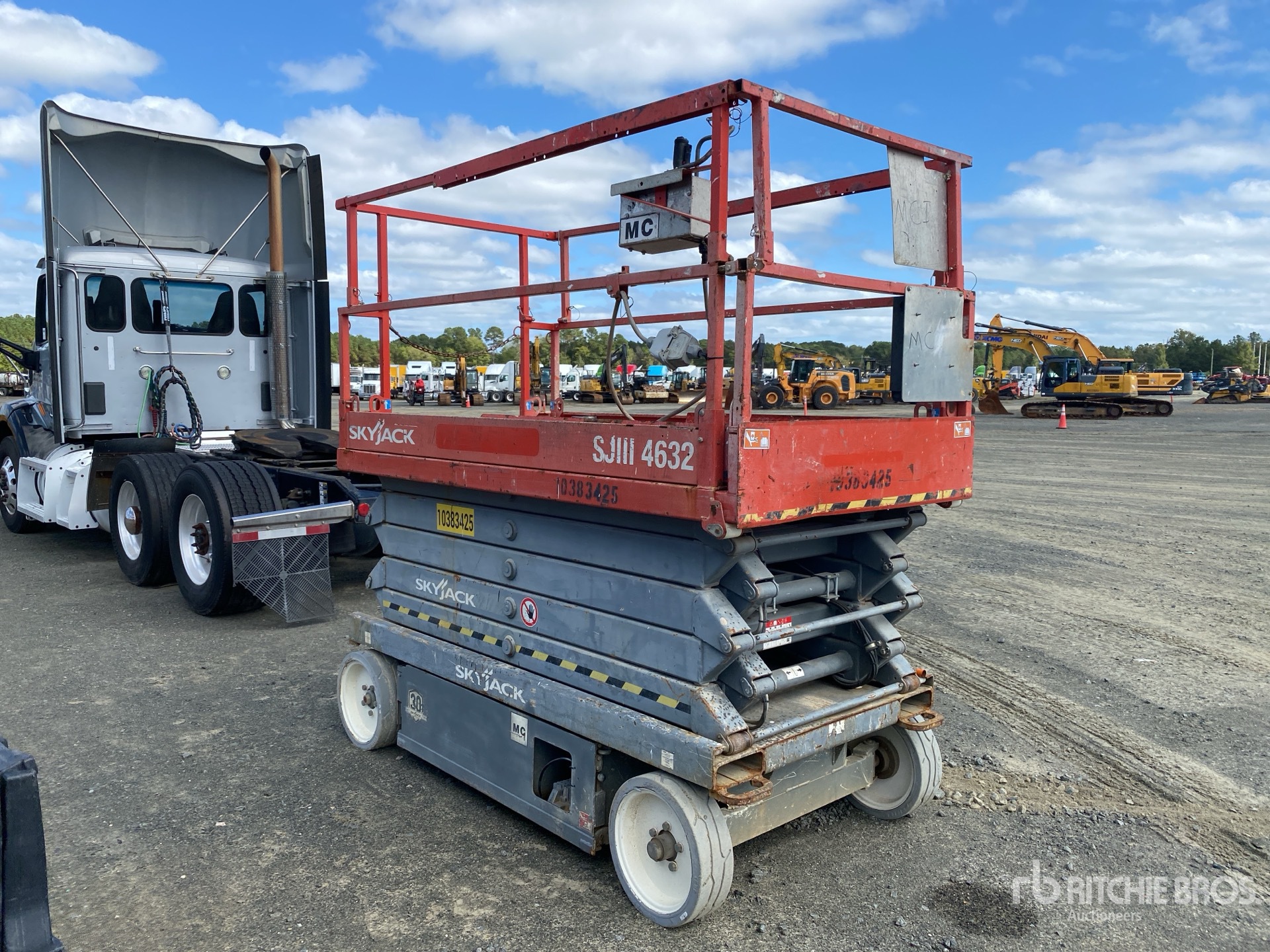 ELEVADOR TIJERA 2015 SKYJACK SJIII4632