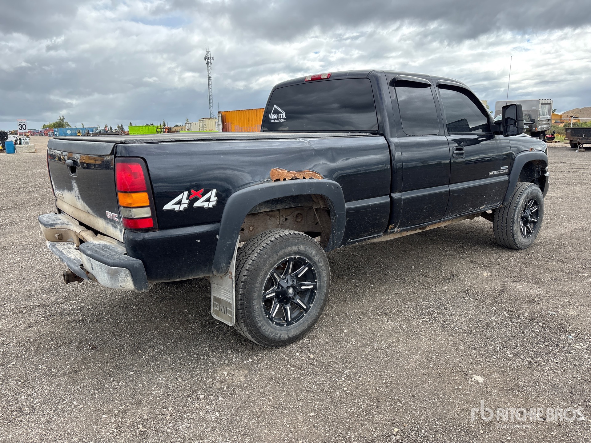 General Appearance with Picture, Right Rear Corner