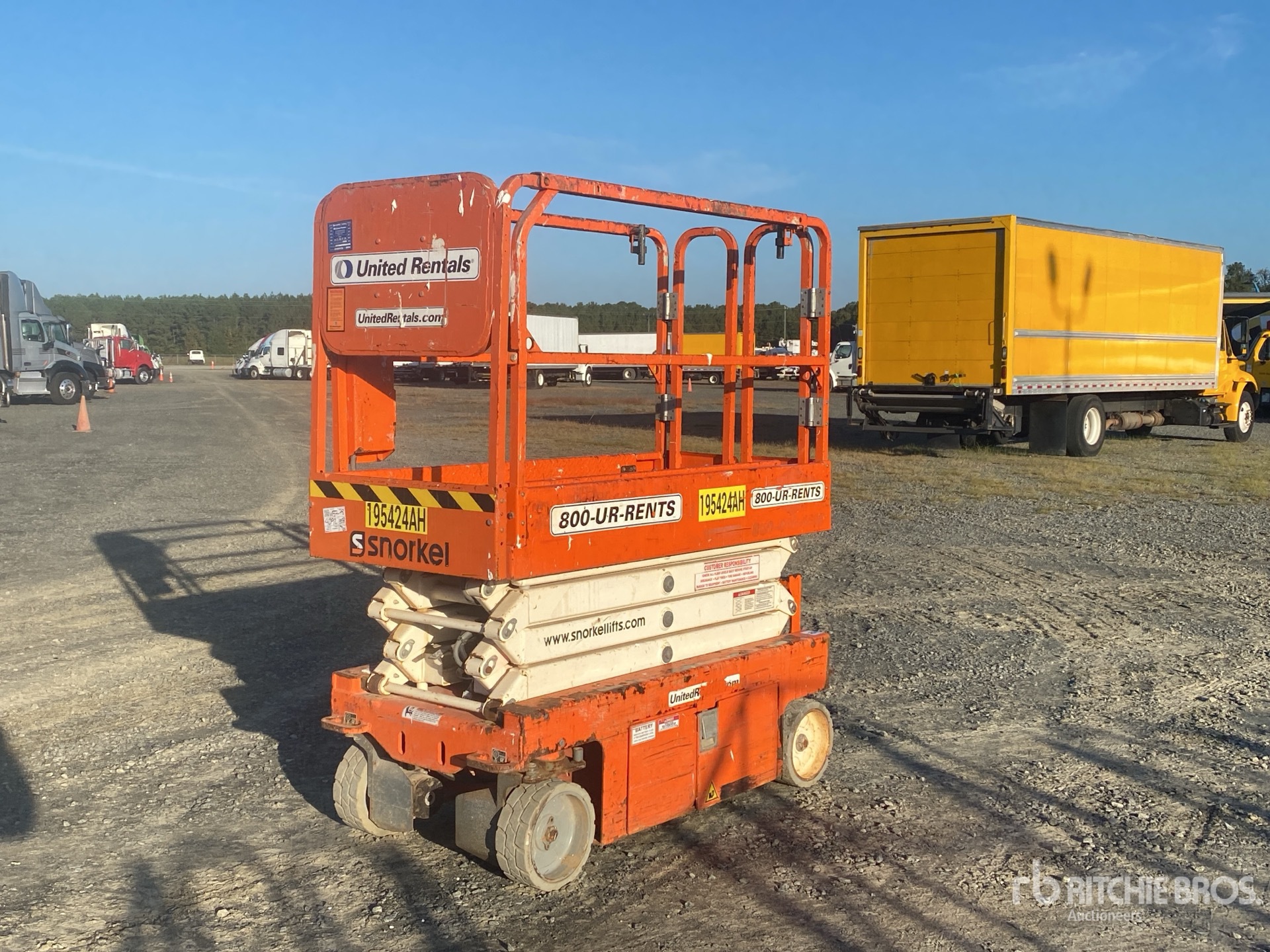 ELEVADOR TIJERA 2017 SNORKEL S3219E