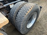4 Underbody - Truck with 