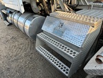 4 Underbody - Truck with 