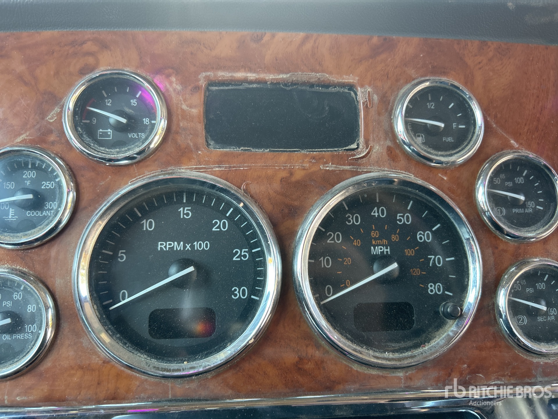 General Appearance with Hour Meter / Odometer