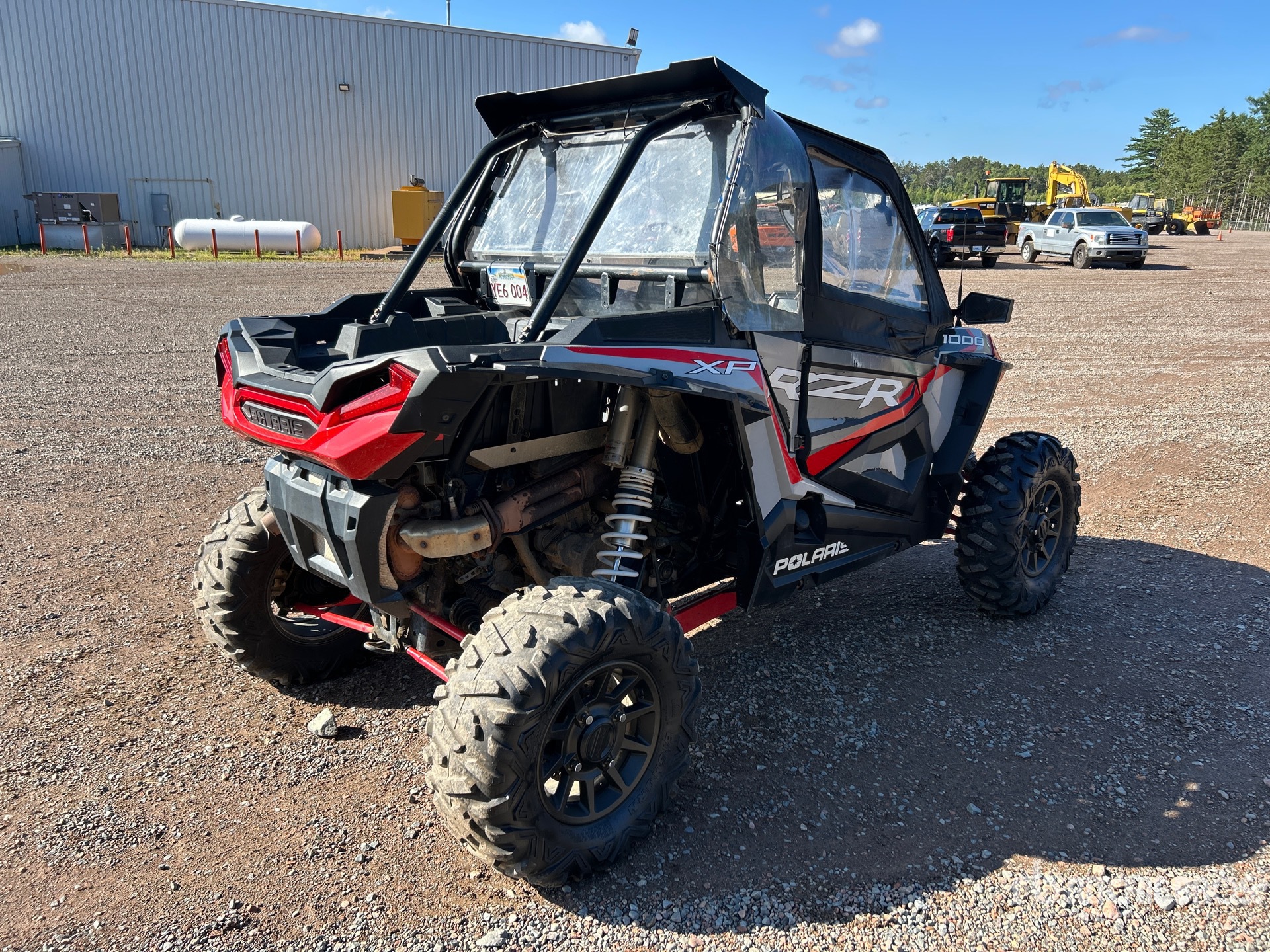 General Appearance with Picture, Right Rear Corner