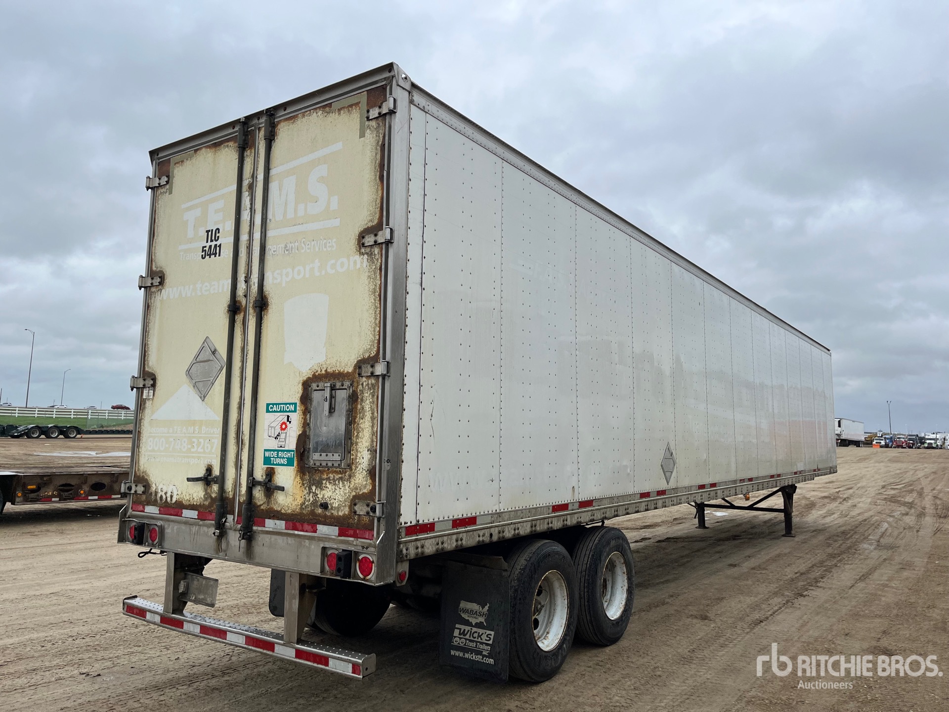 General Appearance with Picture, Right Rear Corner
