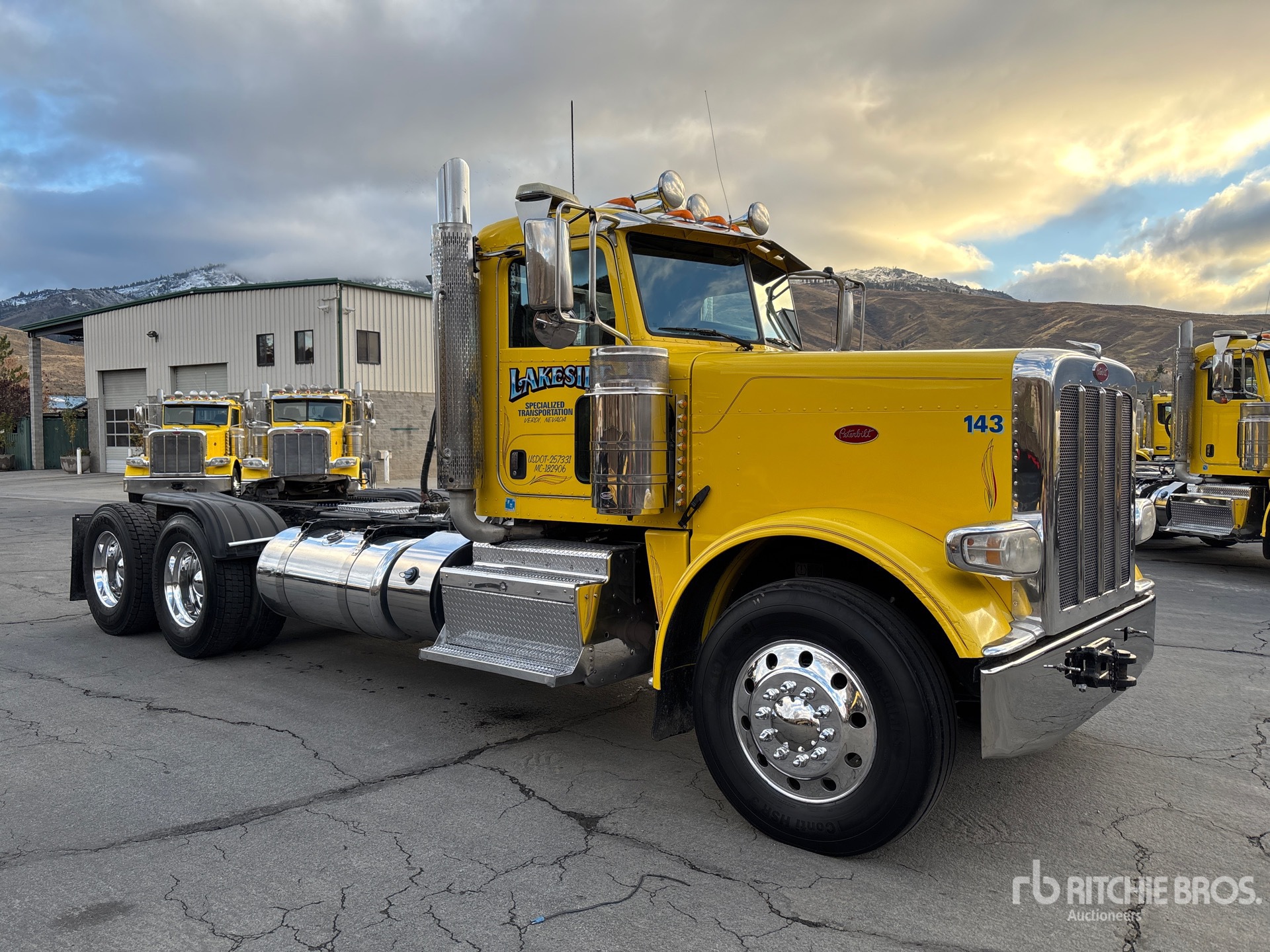 General Appearance with Picture, Right Front Corner