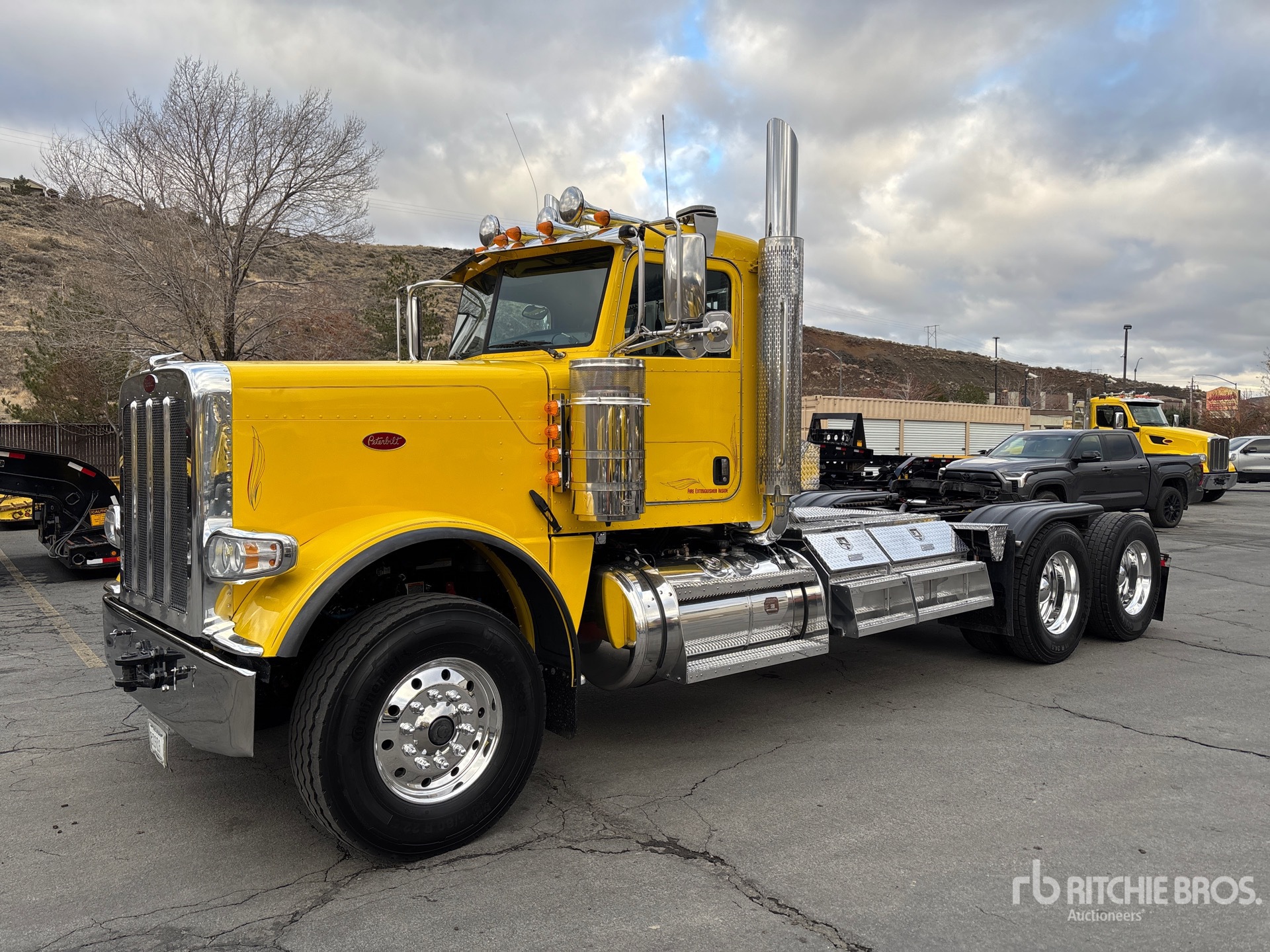 General Appearance with Picture, Left Front Corner