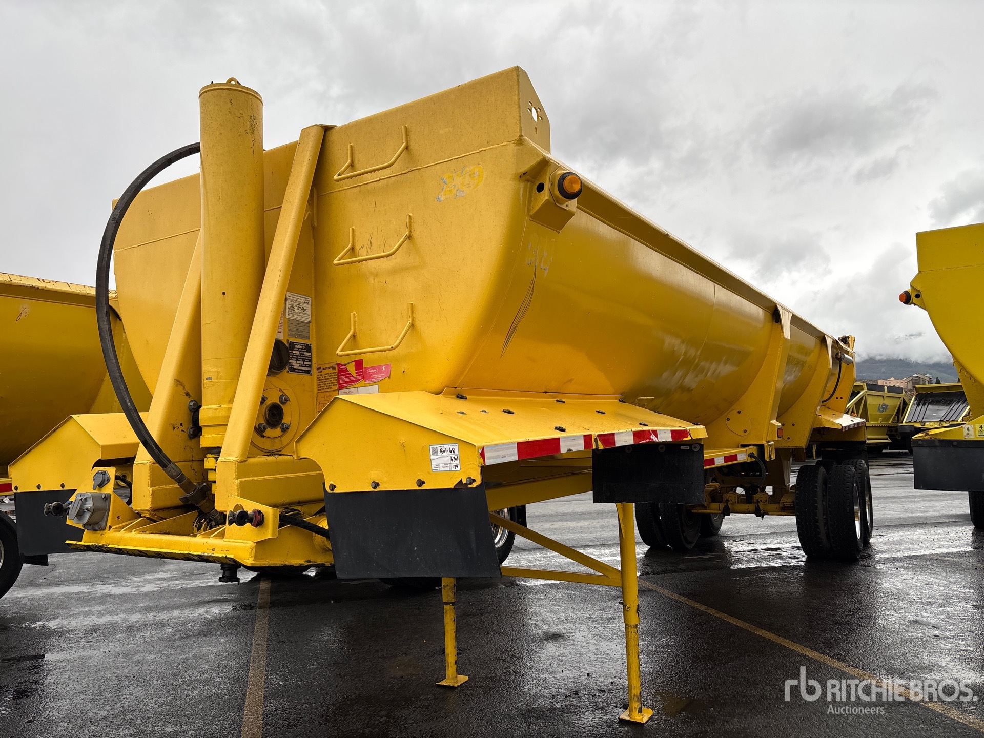 General Appearance with Zdjęcie, lewy górny róg