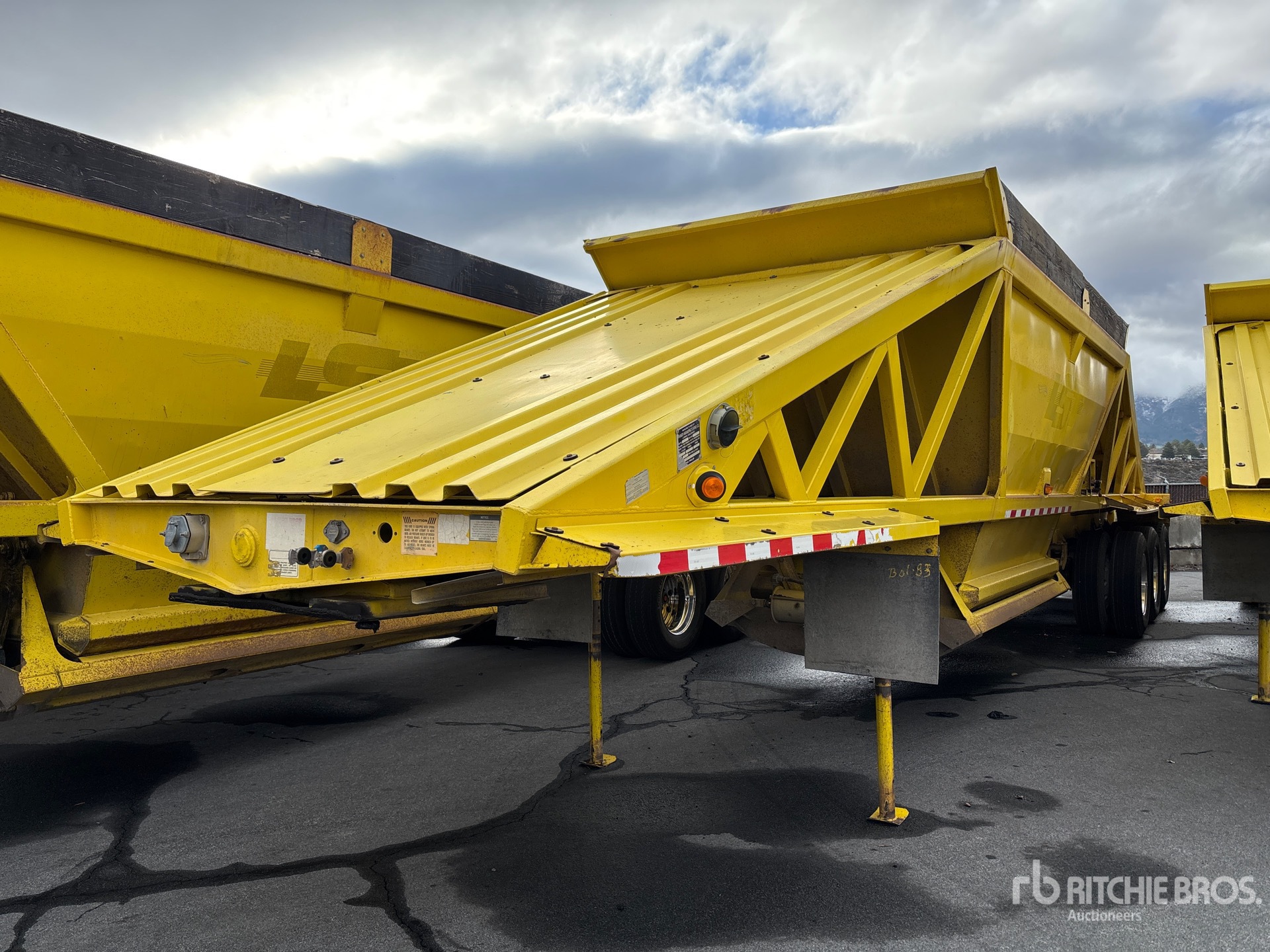 General Appearance with Imagen: esquina delantera izquierda