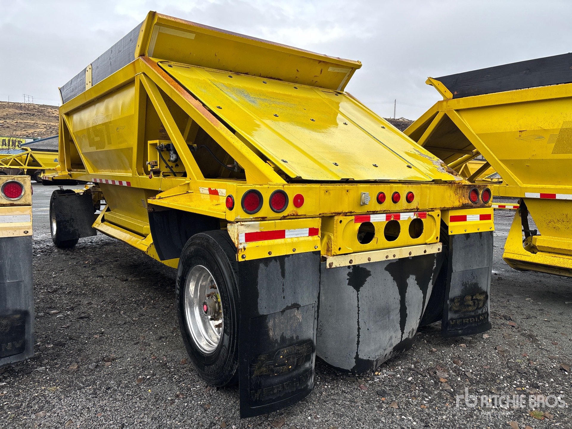 General Appearance with Image, coin arrière gauche