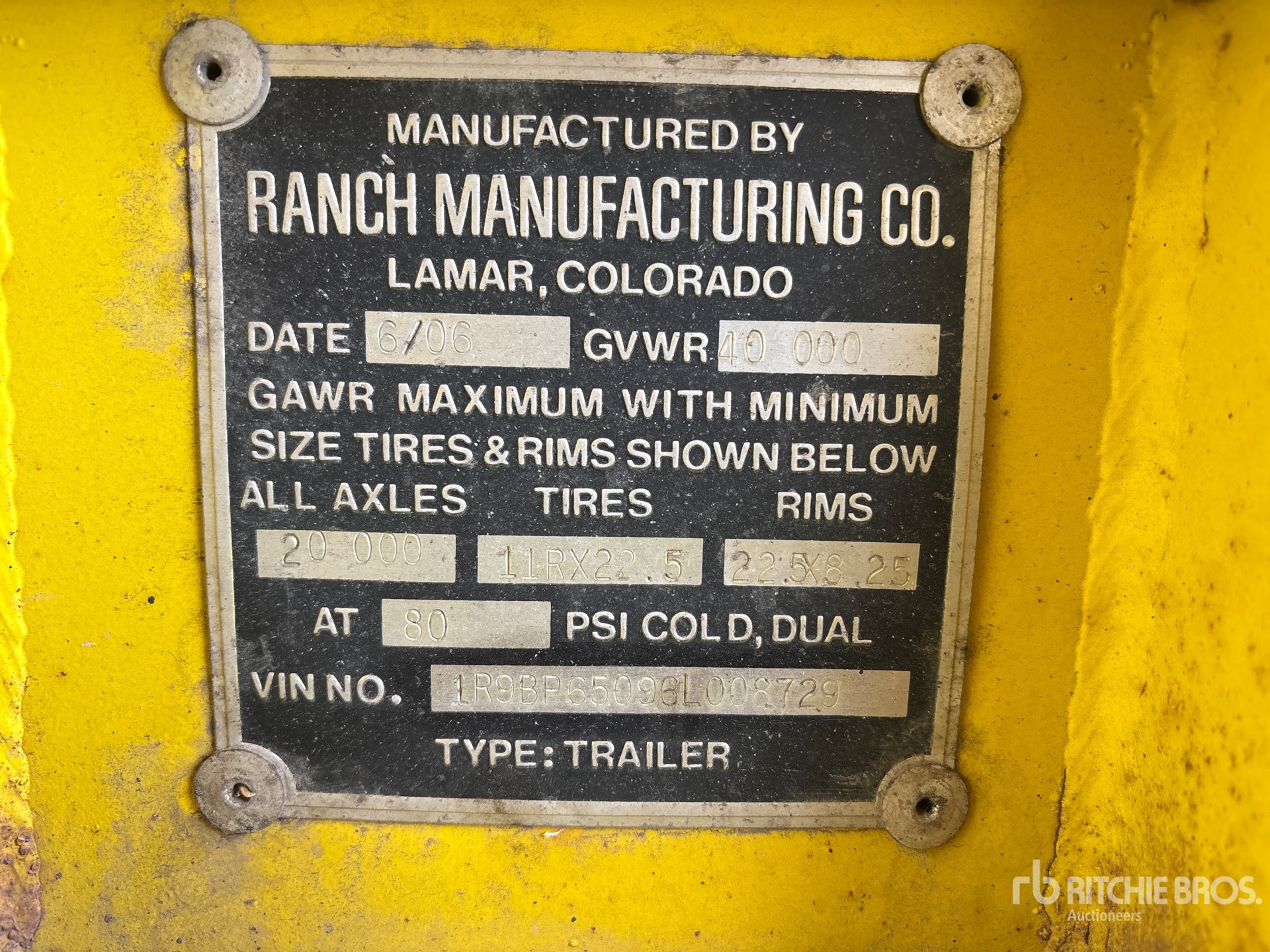 General Appearance with Numéro de série/Numéro d'identification du véhicule automobile