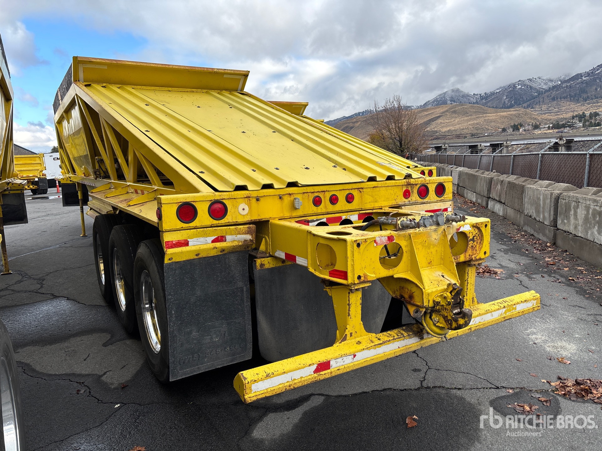 General Appearance with Imagen: esquina trasera izquierda