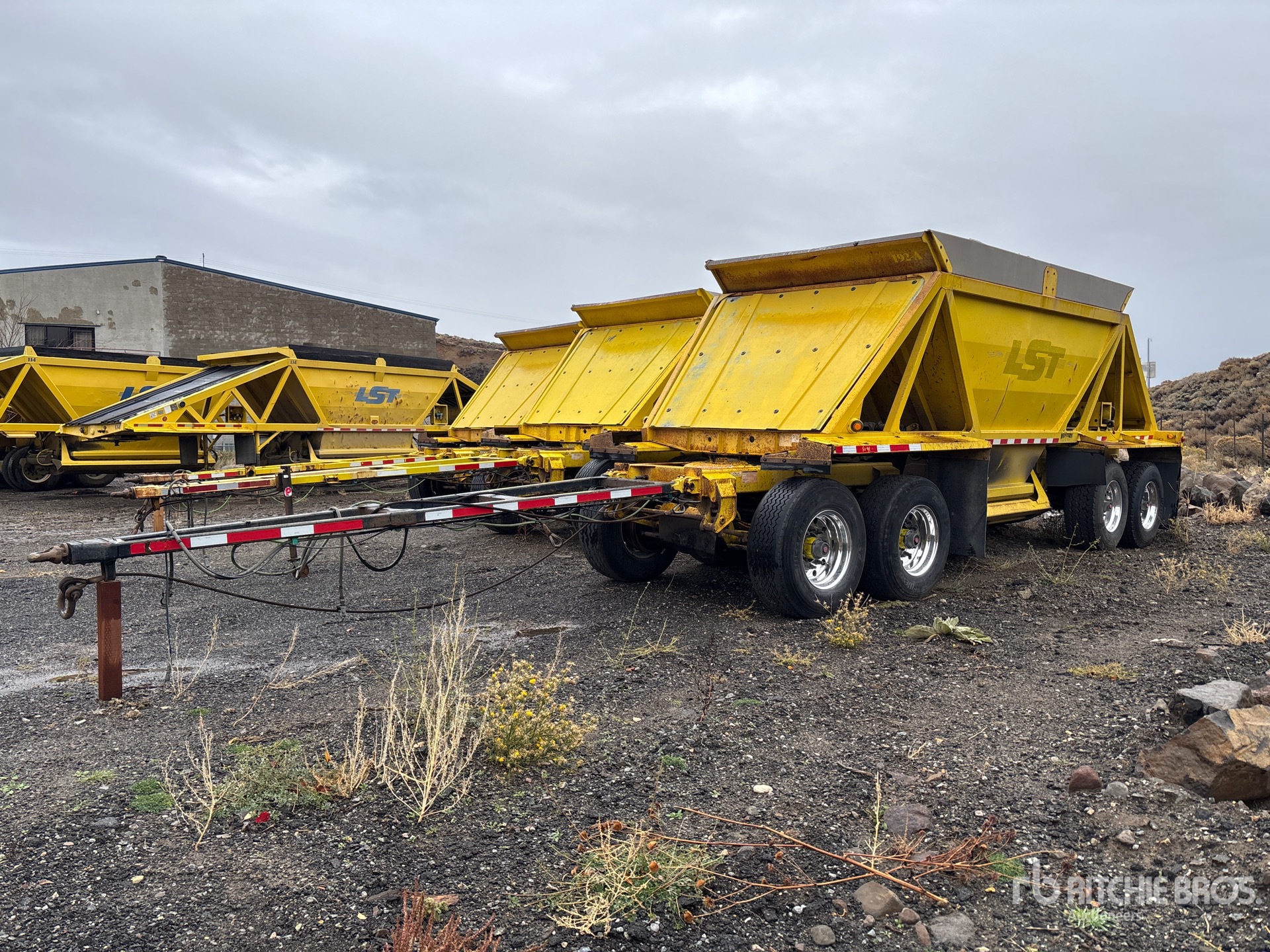 Aspect général with Image, coin avant gauche