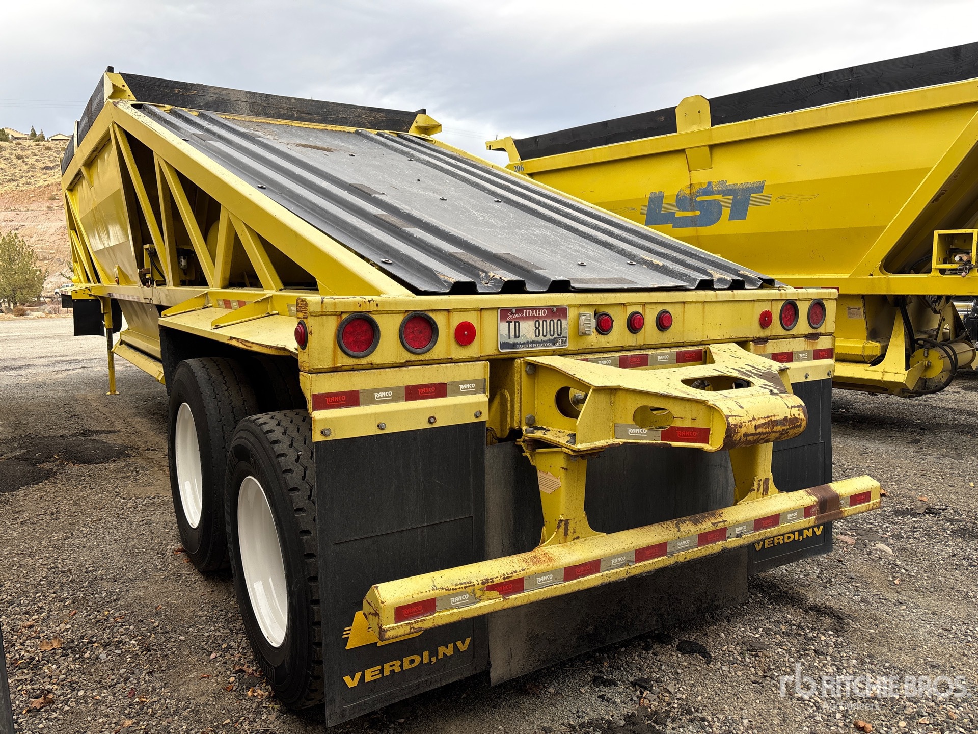 General Appearance with Zdjęcie, lewy dolny róg