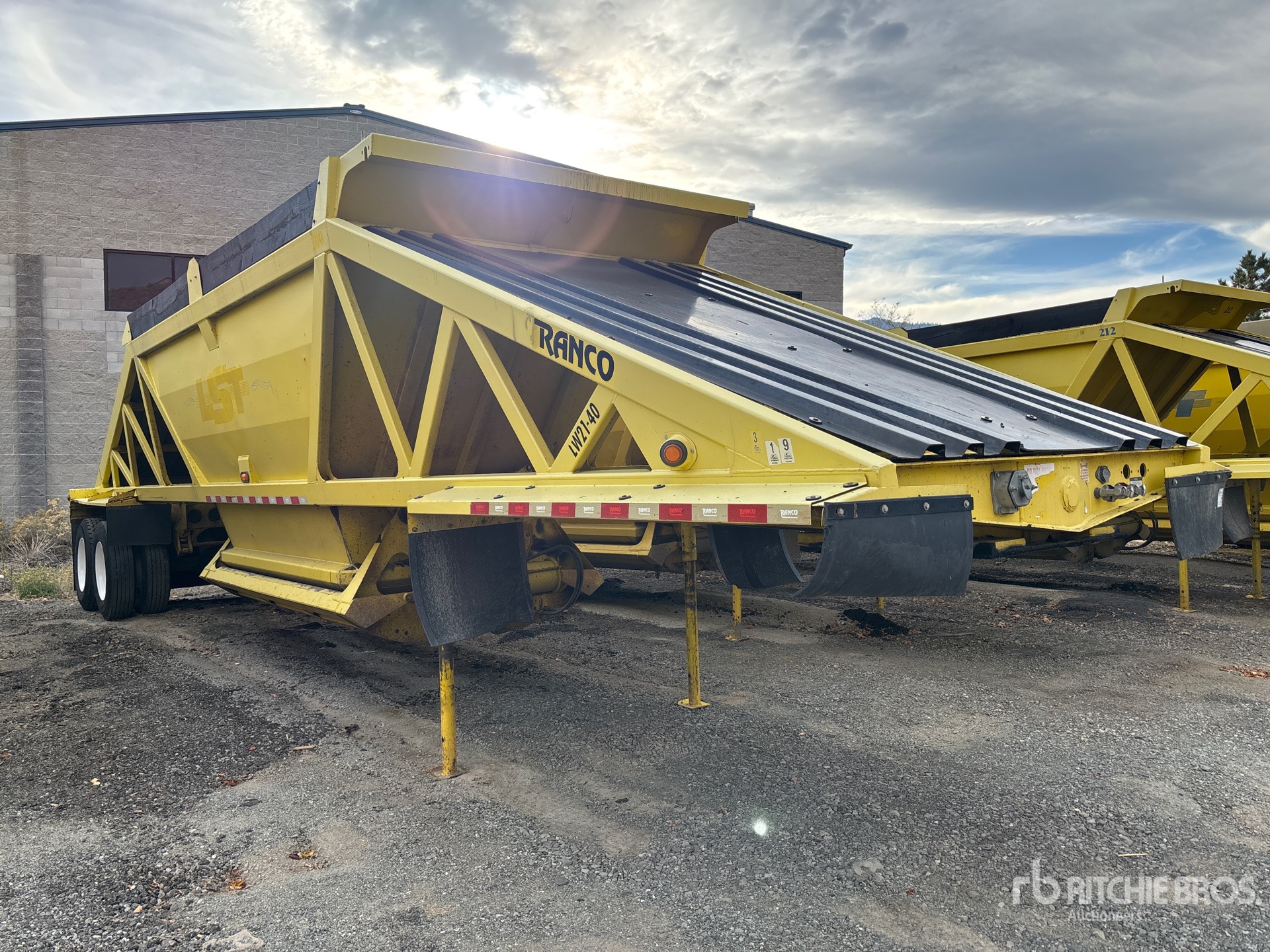 General Appearance with Zdjęcie, prawy górny róg