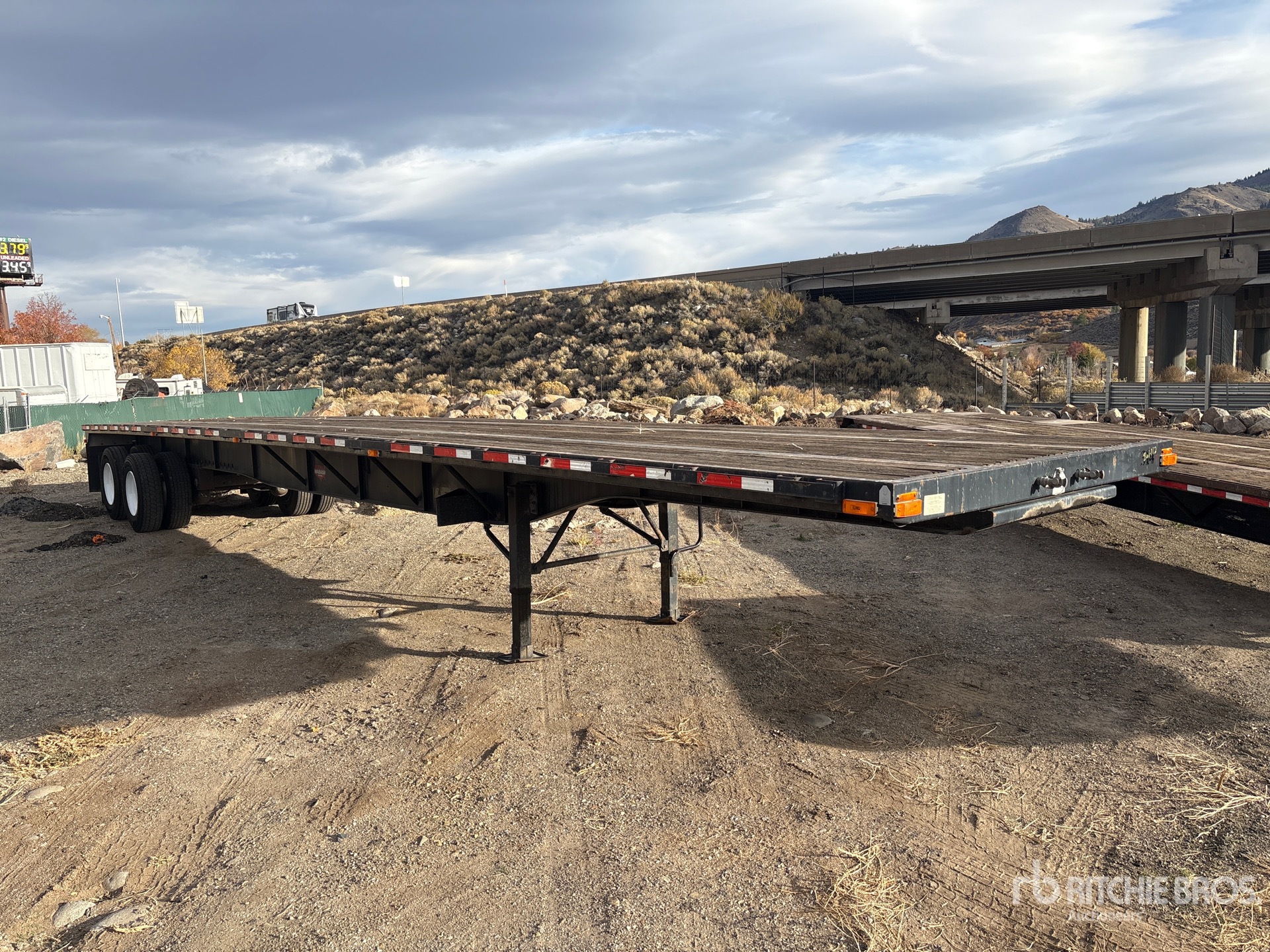 General Appearance with Imagen: esquina delantera derecha