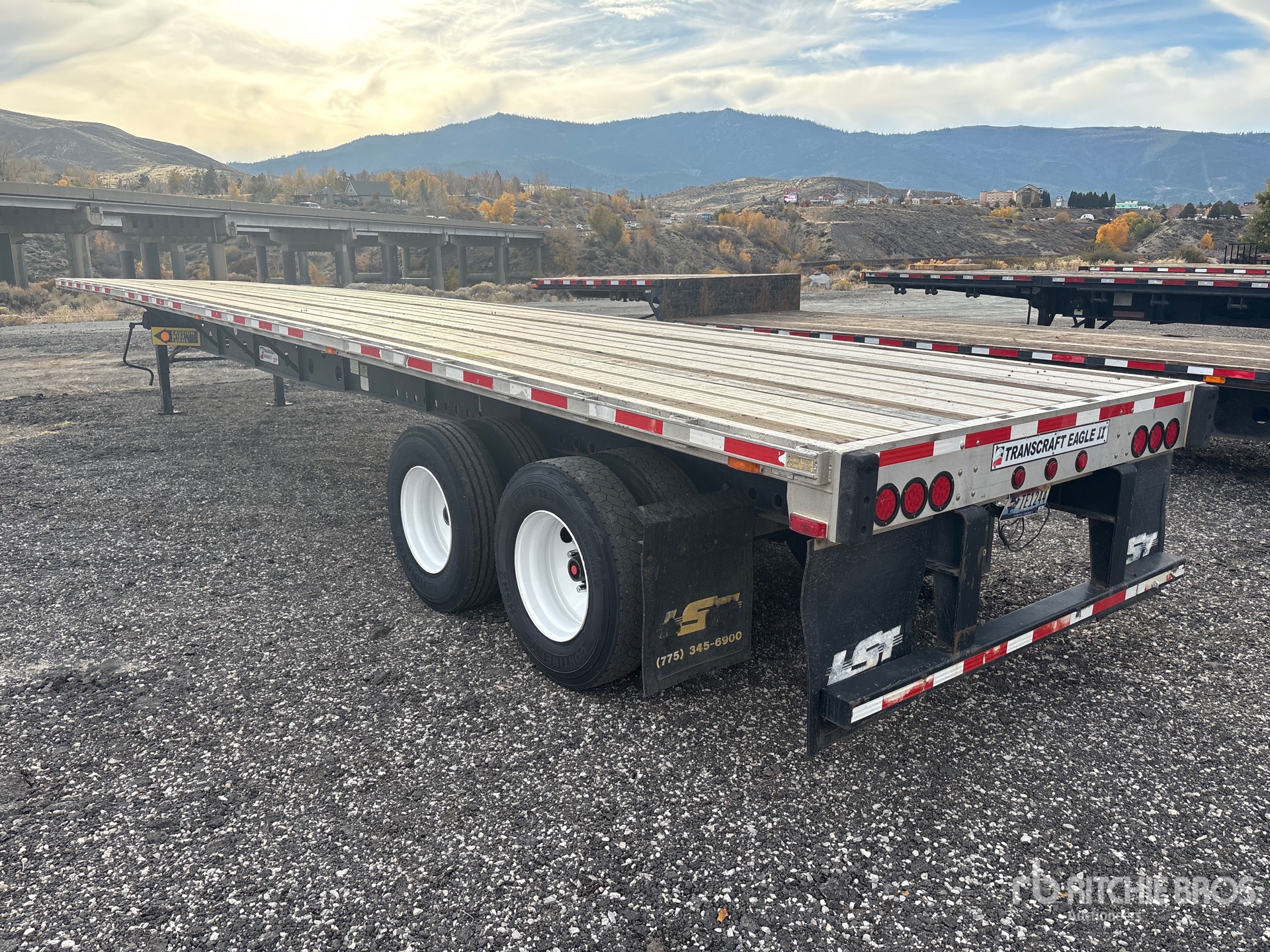 General Appearance with Imagen: esquina trasera izquierda