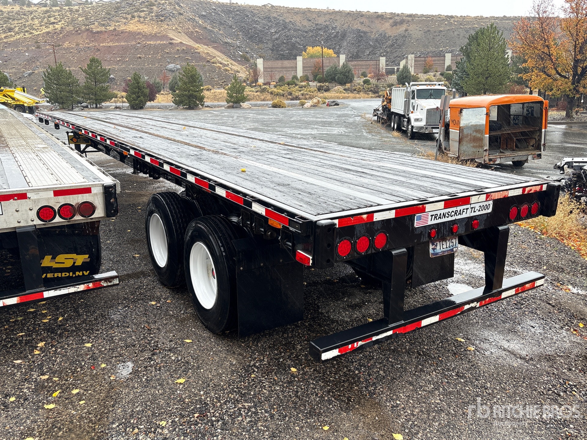 Aspect général with Image, coin arrière gauche