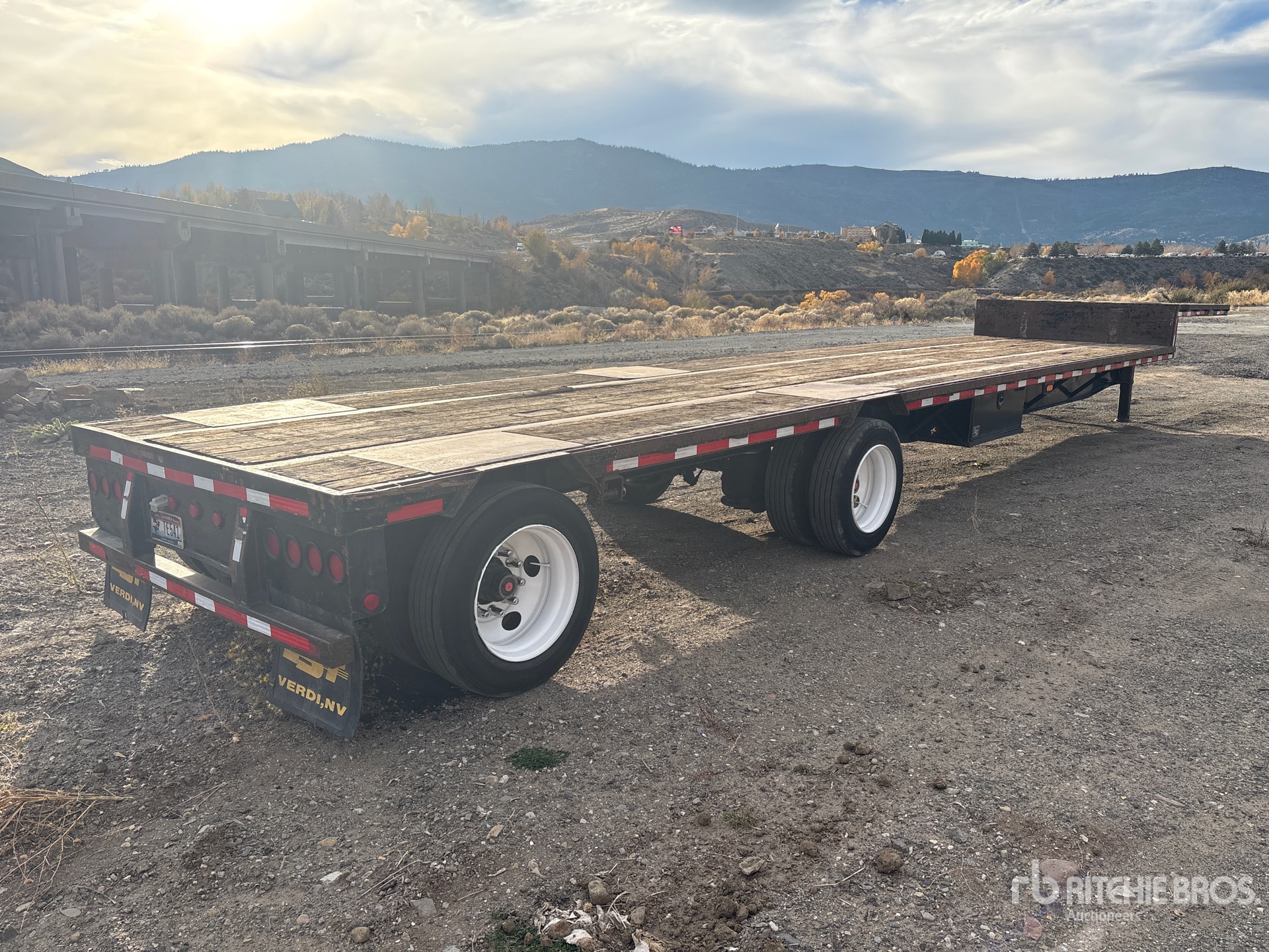 General Appearance with Imagen: esquina trasera derecha