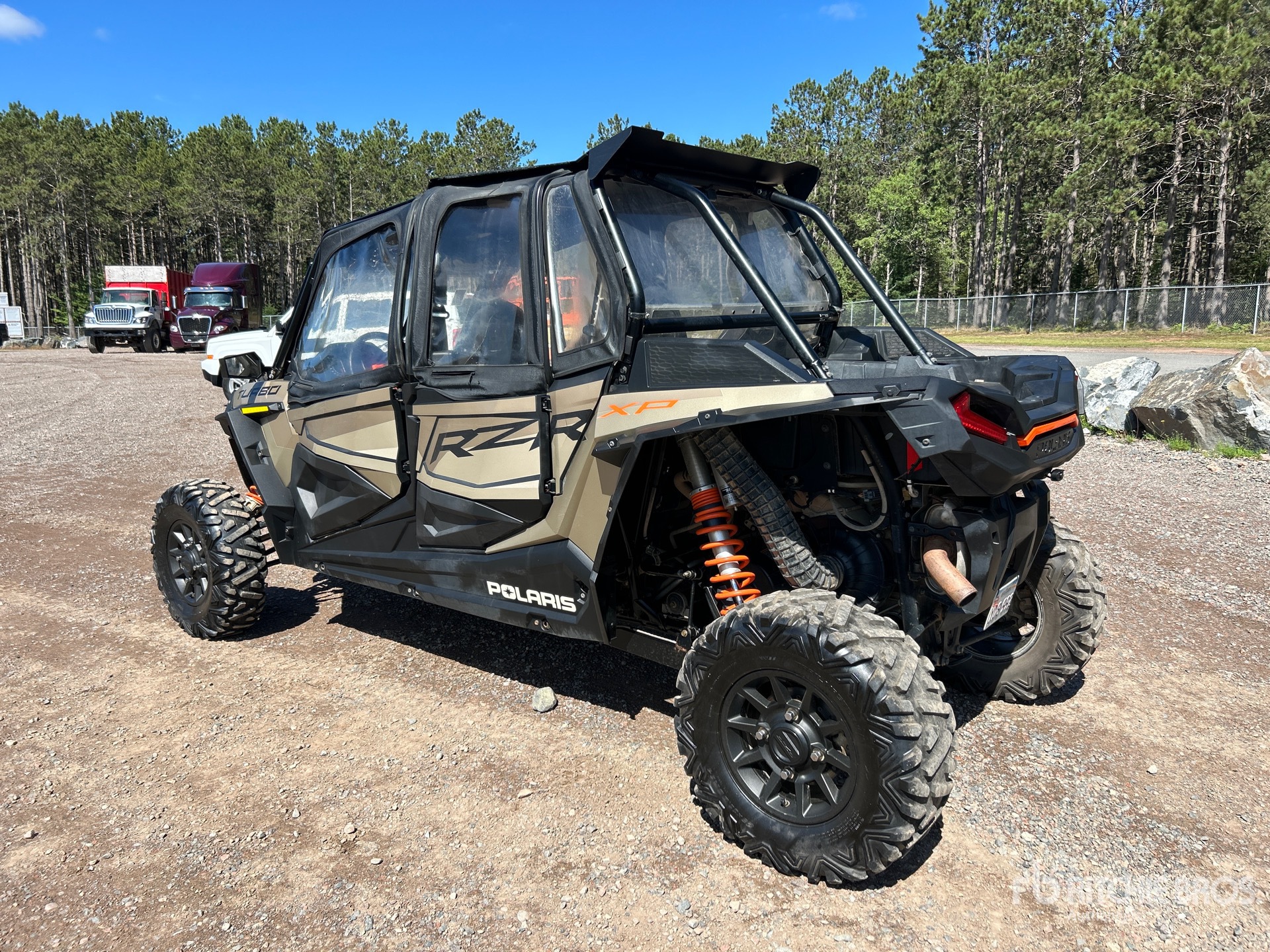 General Appearance with Picture, Left Rear Corner
