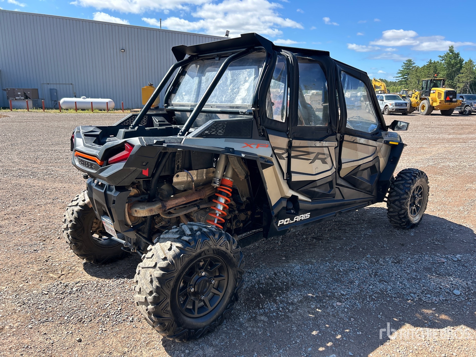General Appearance with Picture, Right Rear Corner