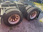 4 Underbody - Truck with 