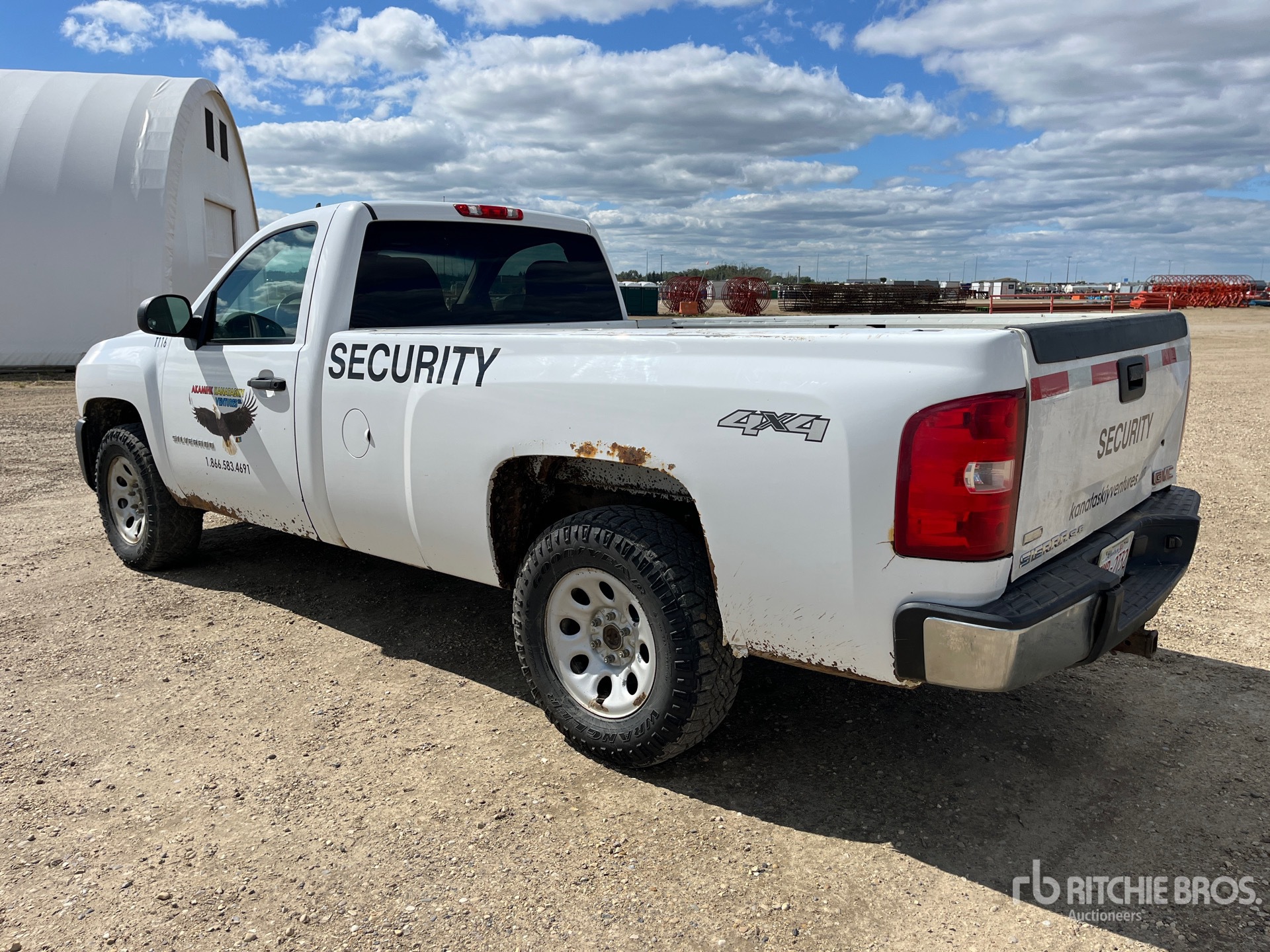 General Appearance with Picture, Left Rear Corner