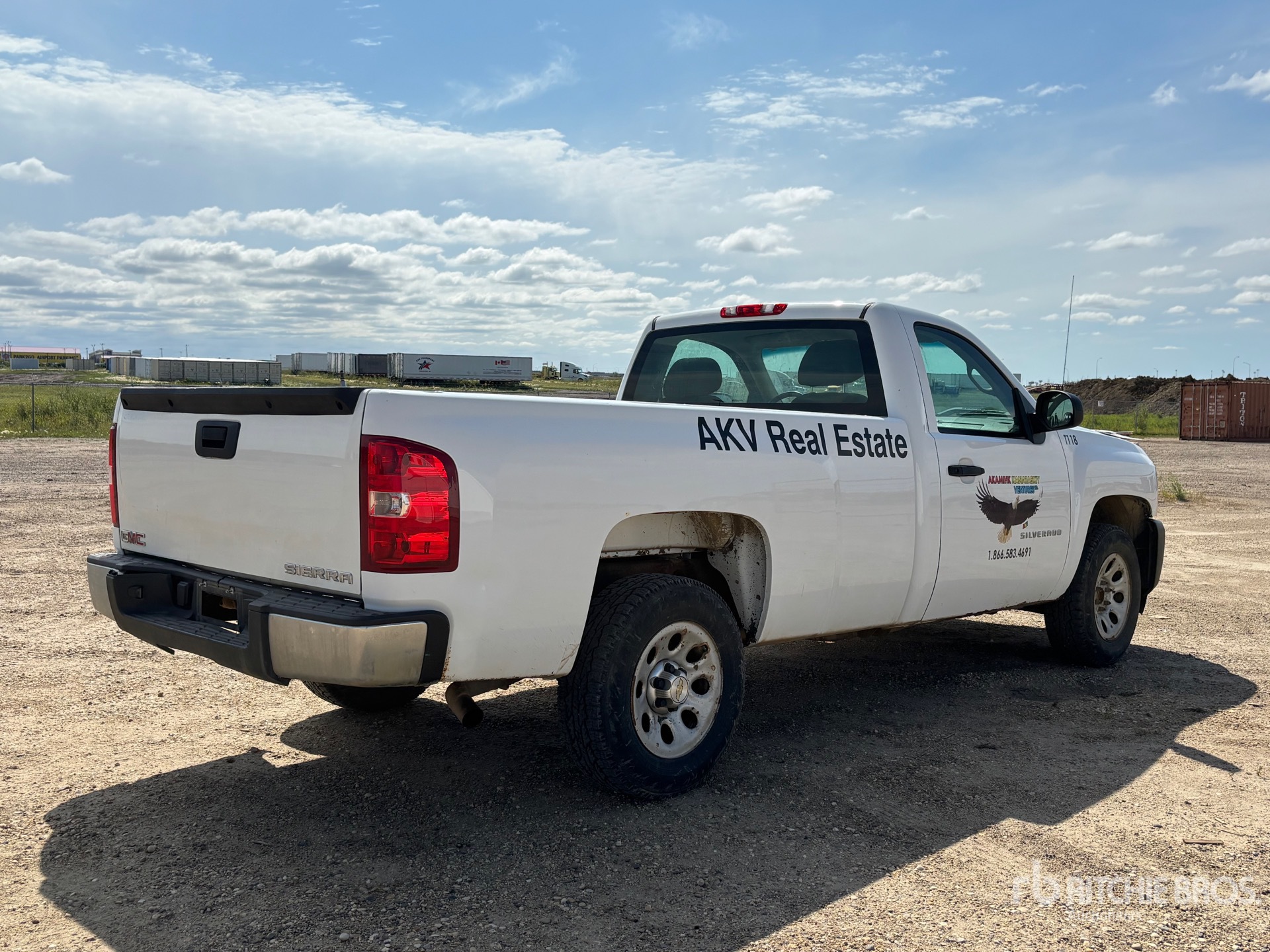 General Appearance with Picture, Right Rear Corner