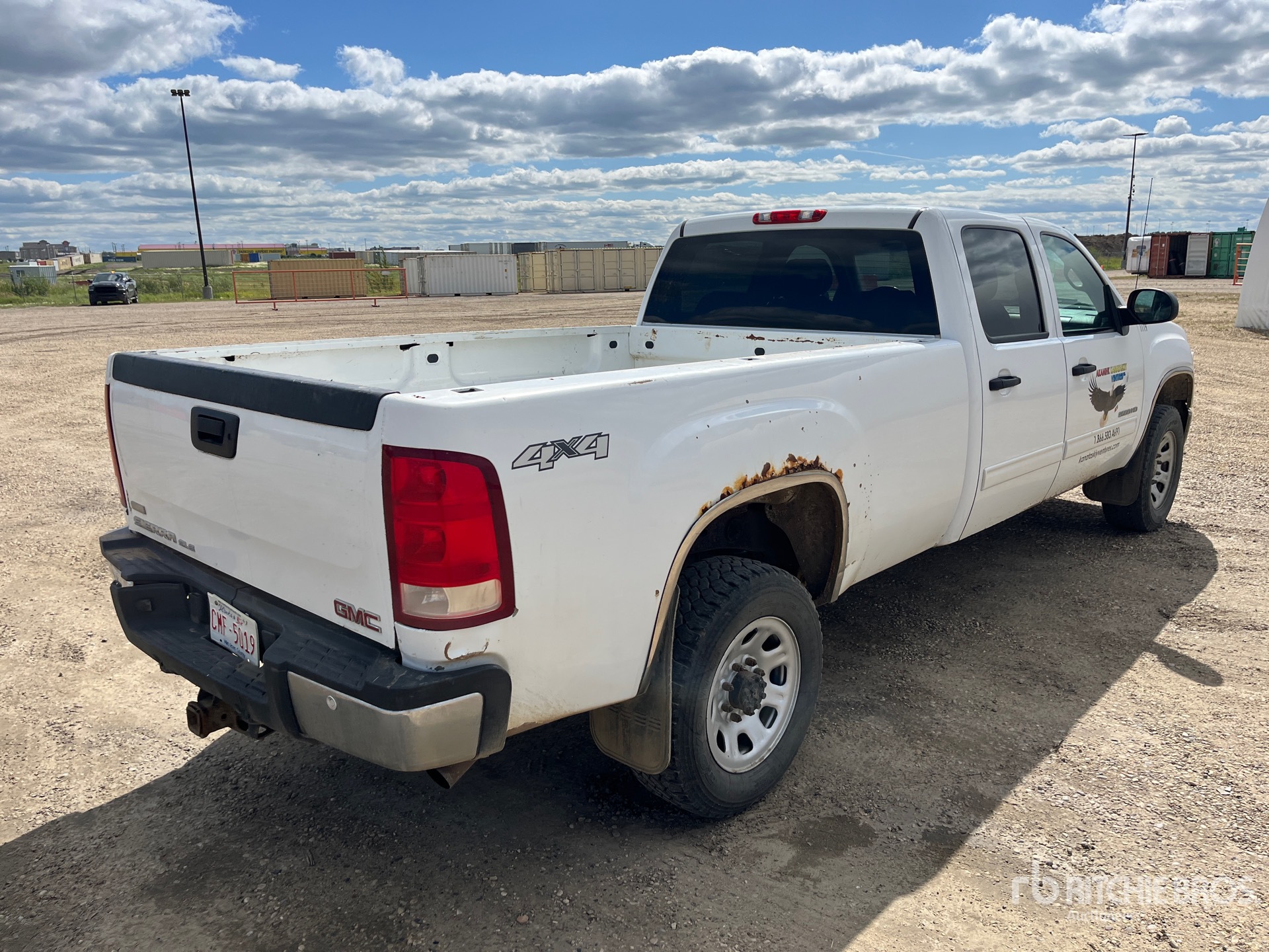 General Appearance with Picture, Right Rear Corner