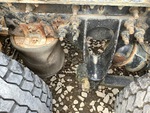 4 Underbody - Truck with 