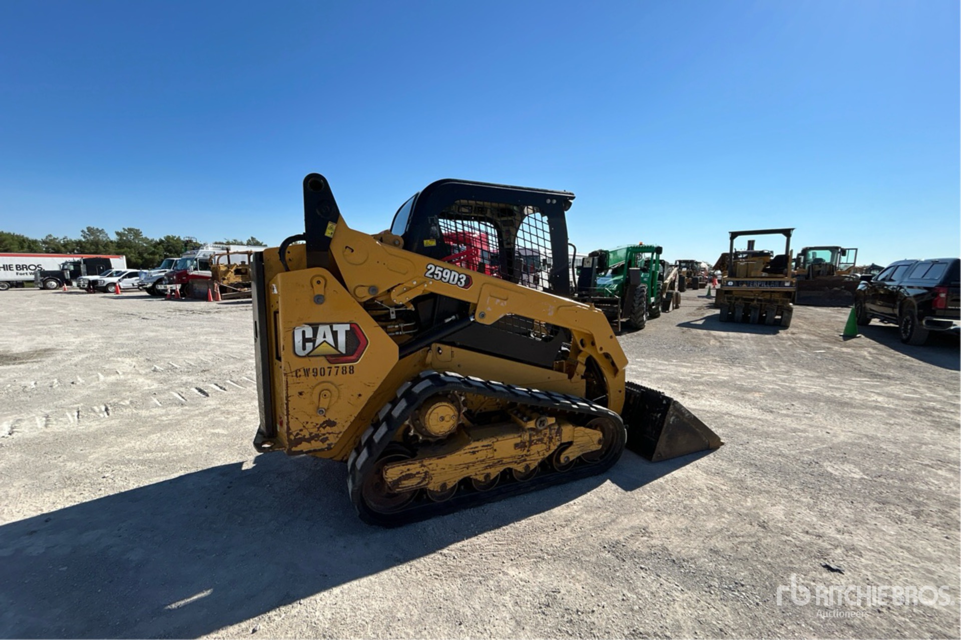 General Appearance with Picture, Right Rear Corner