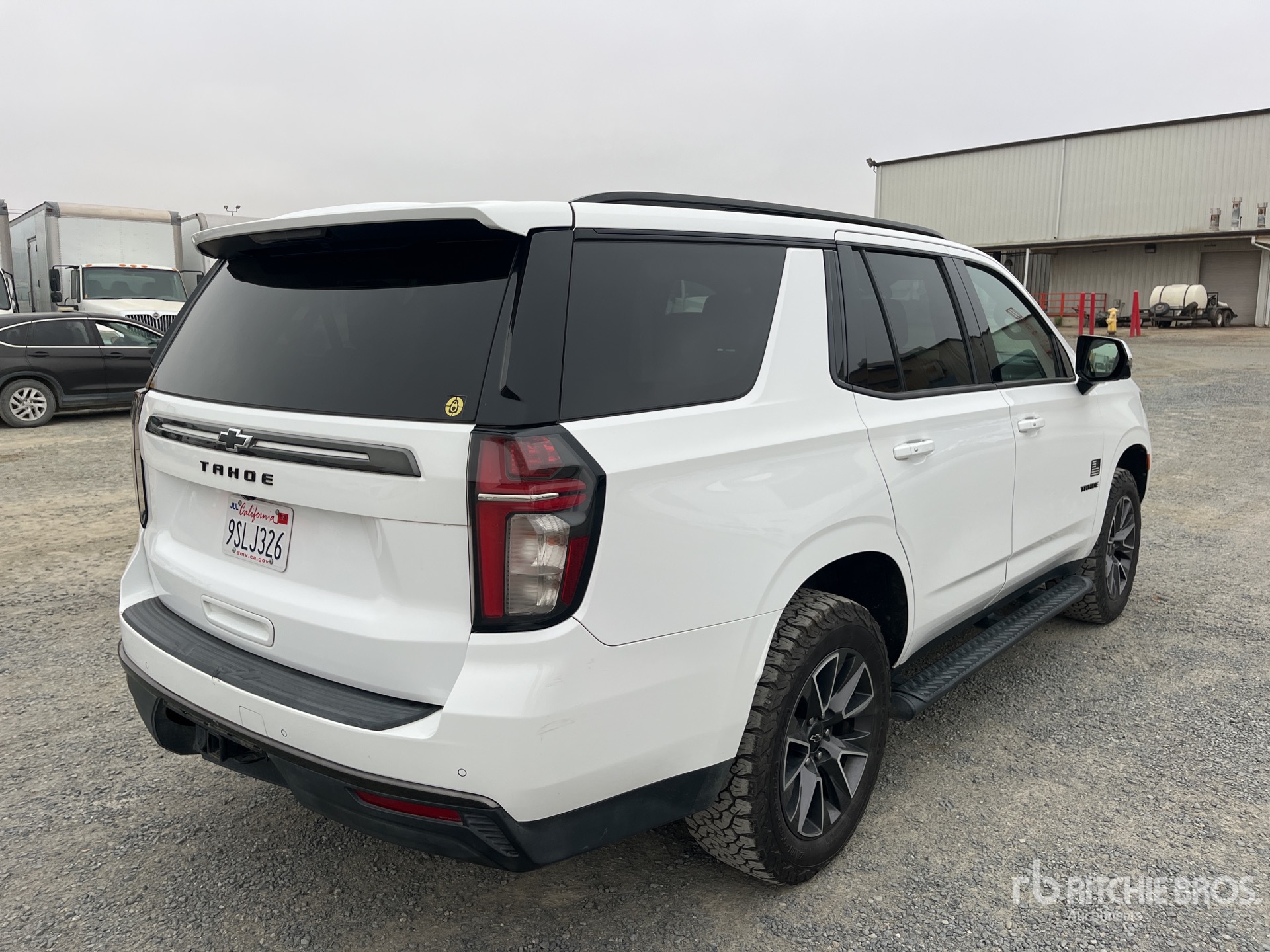 General Appearance with Picture, Right Rear Corner