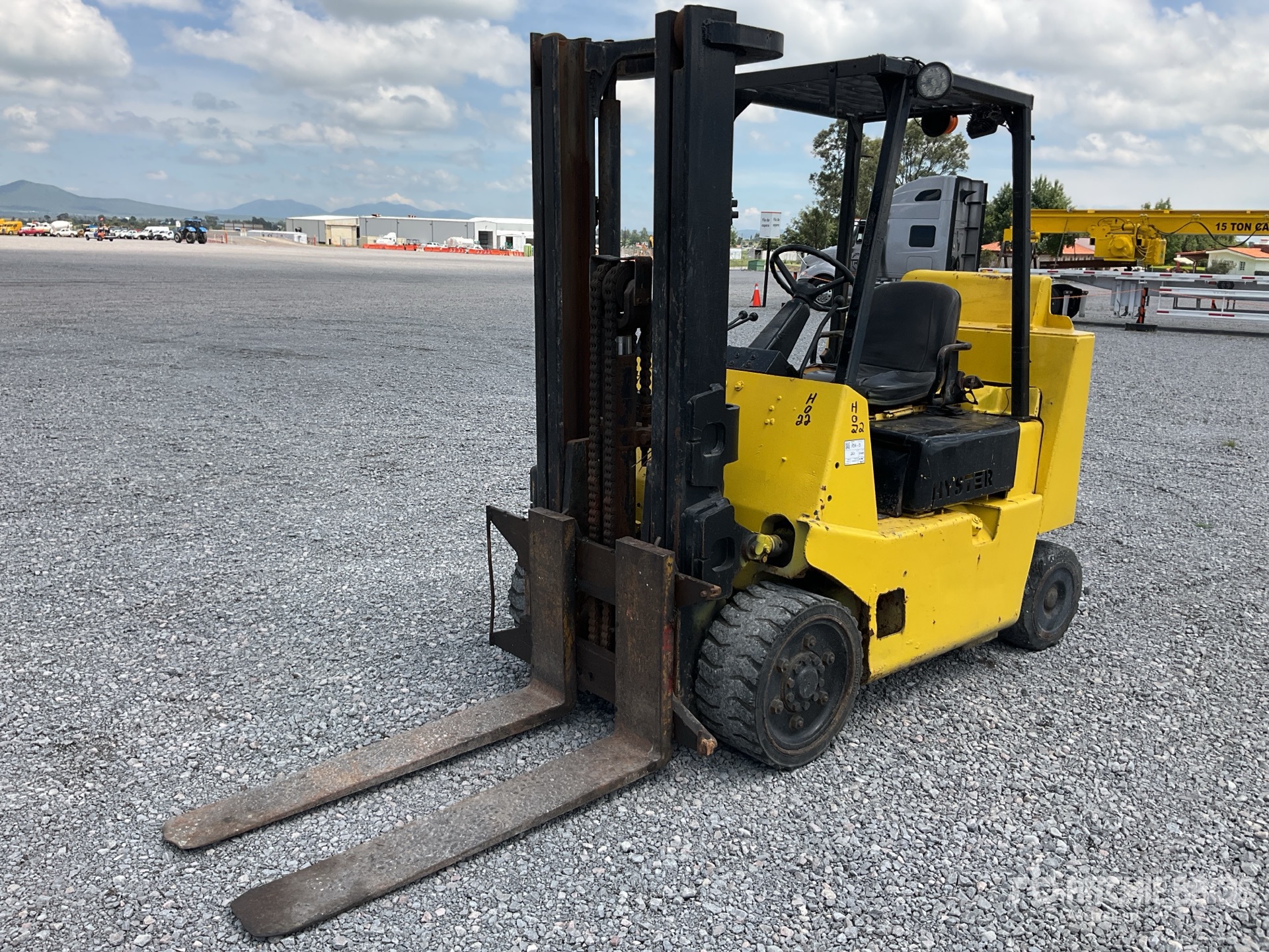 MONTACARGAS 1988 HYSTER S80XL