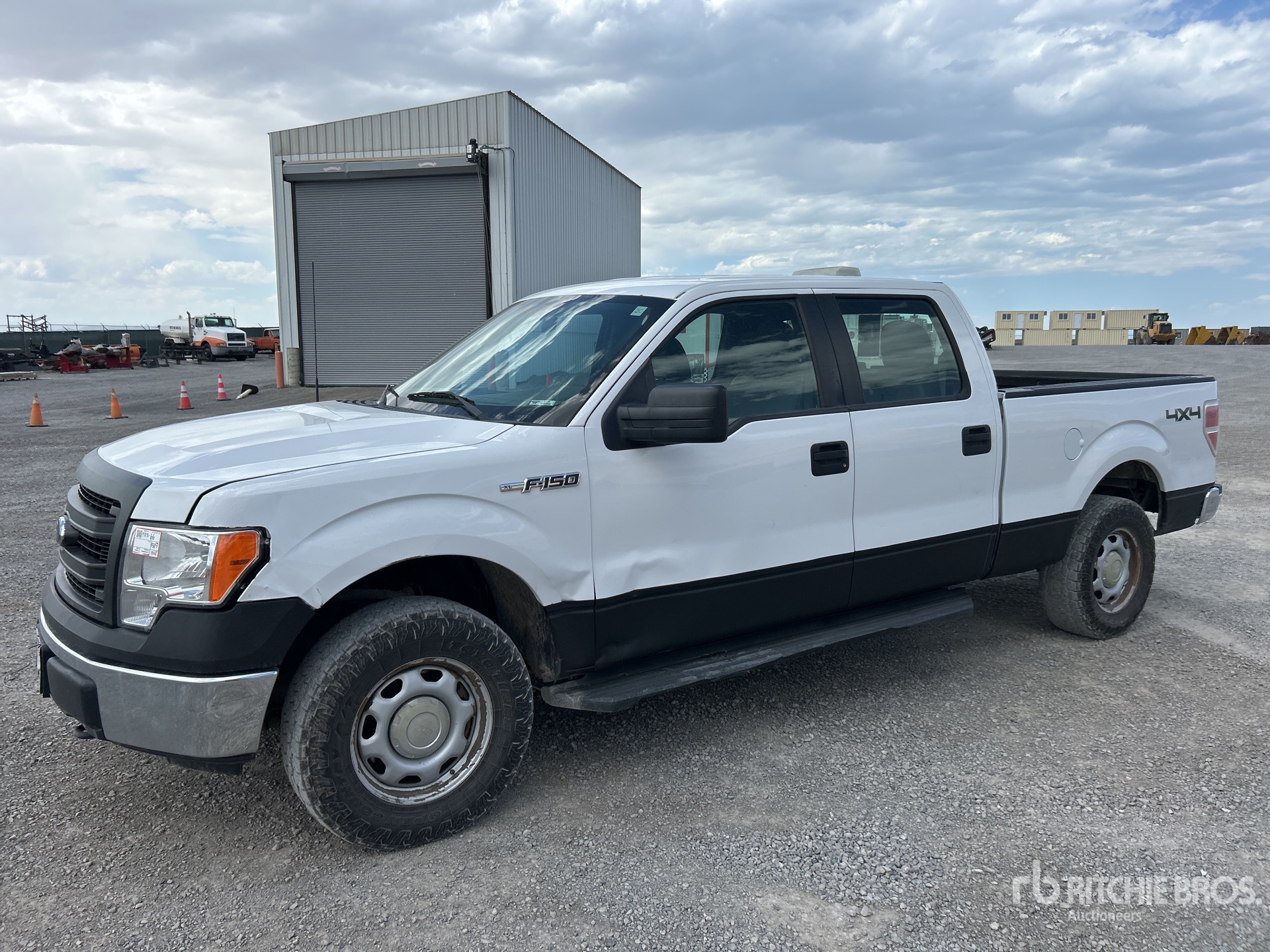 General Appearance with Featured Photo
