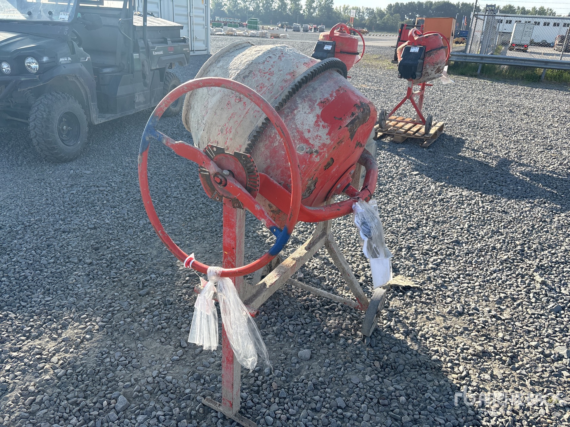 General Appearance with Picture, Left Front Corner