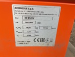 General Appearance with Numéro de série/Numéro d'identification du véhicule automobile