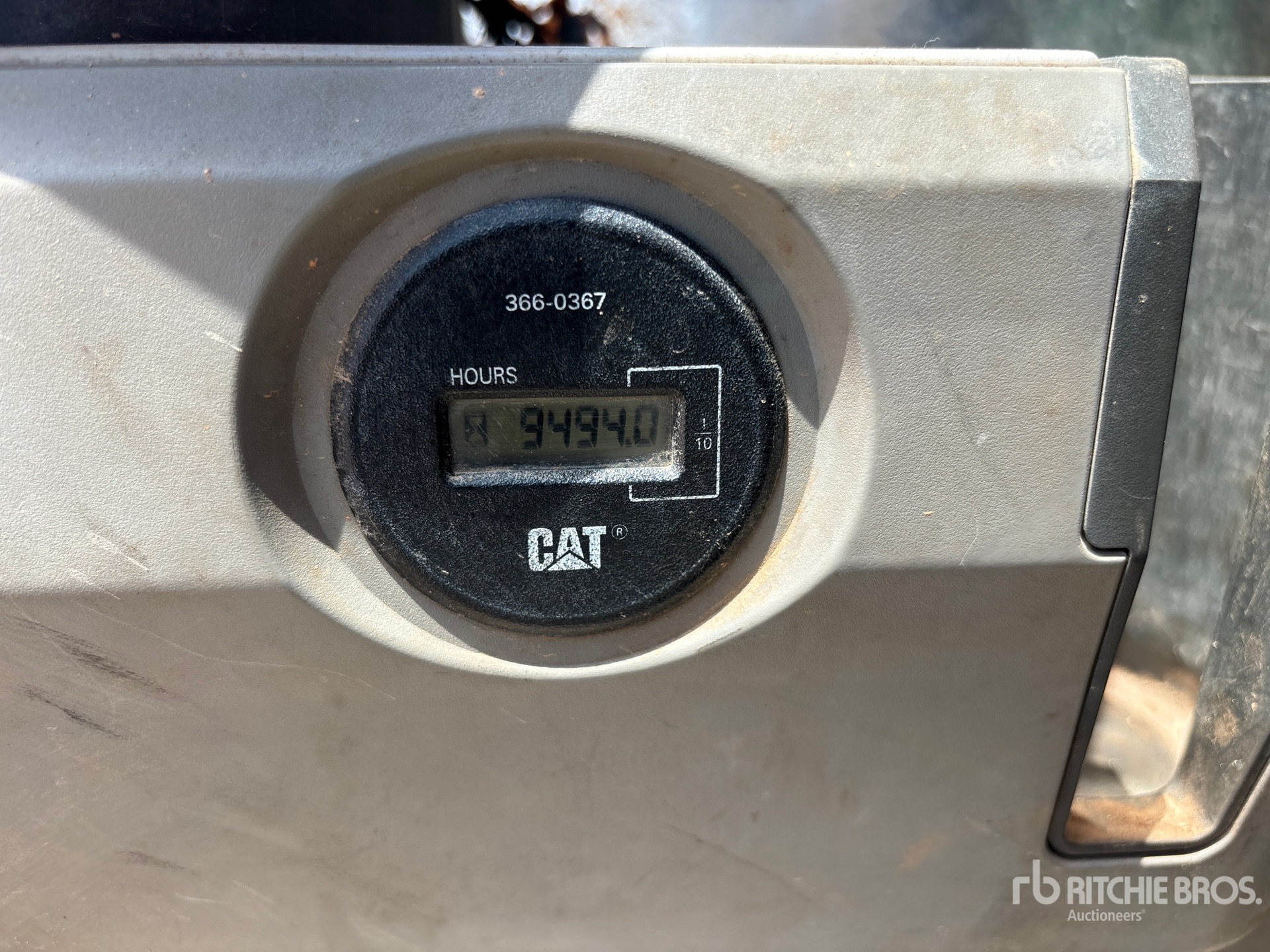 General Appearance with Hour Meter / Odometer