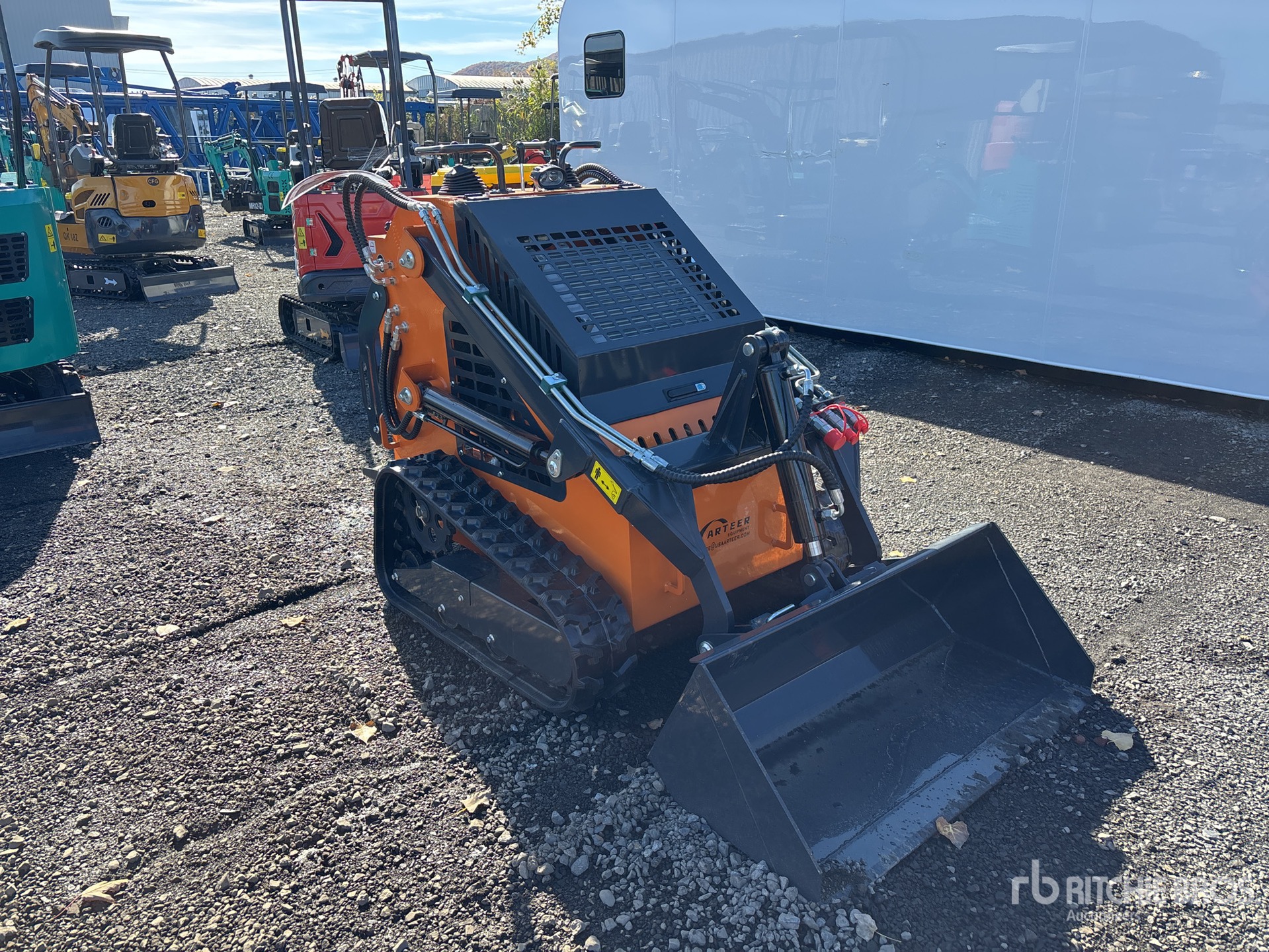 General Appearance with Picture, Right Front Corner
