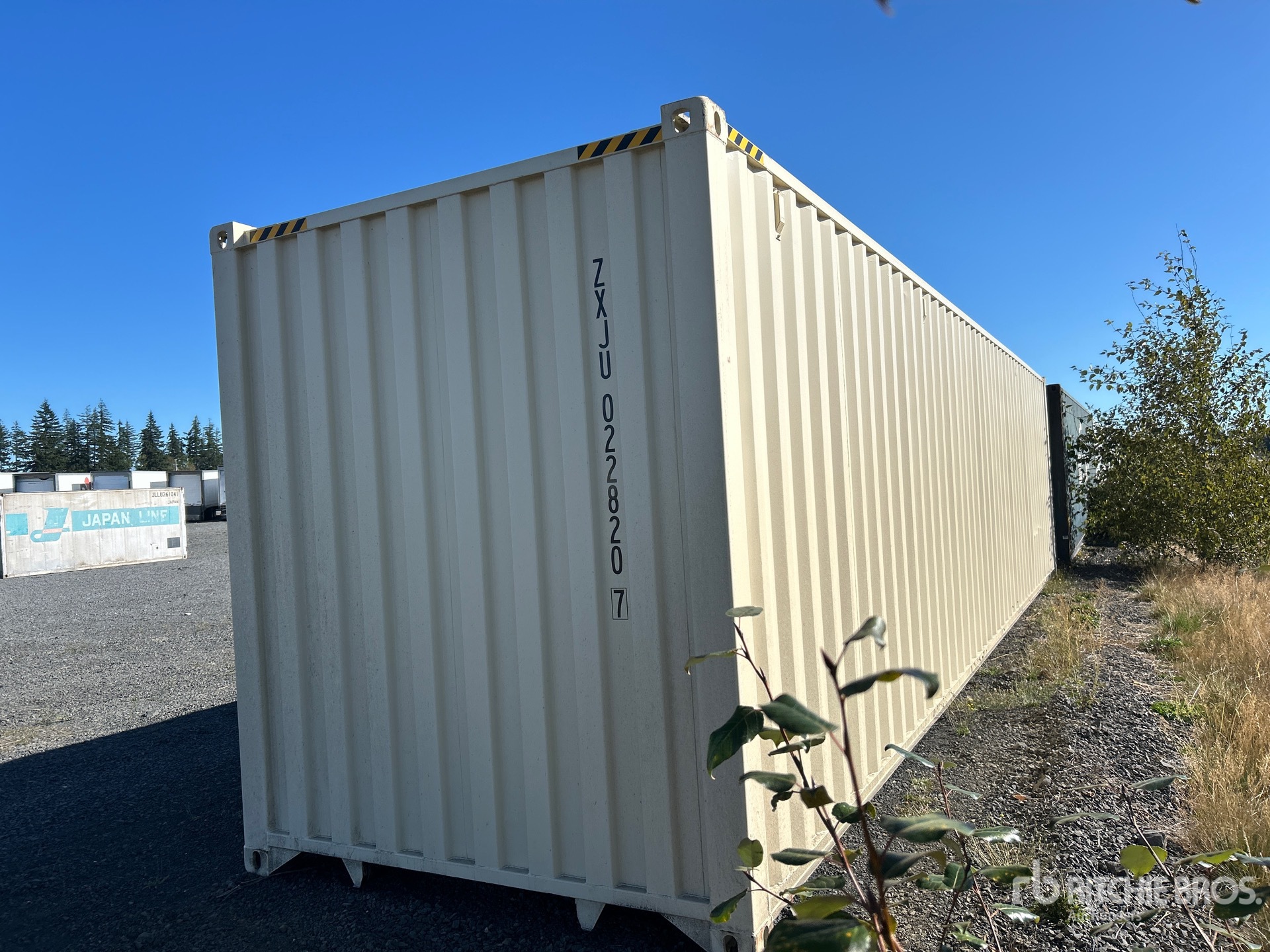 General Appearance with Picture, Right Rear Corner