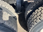 4 Underbody - Truck with 